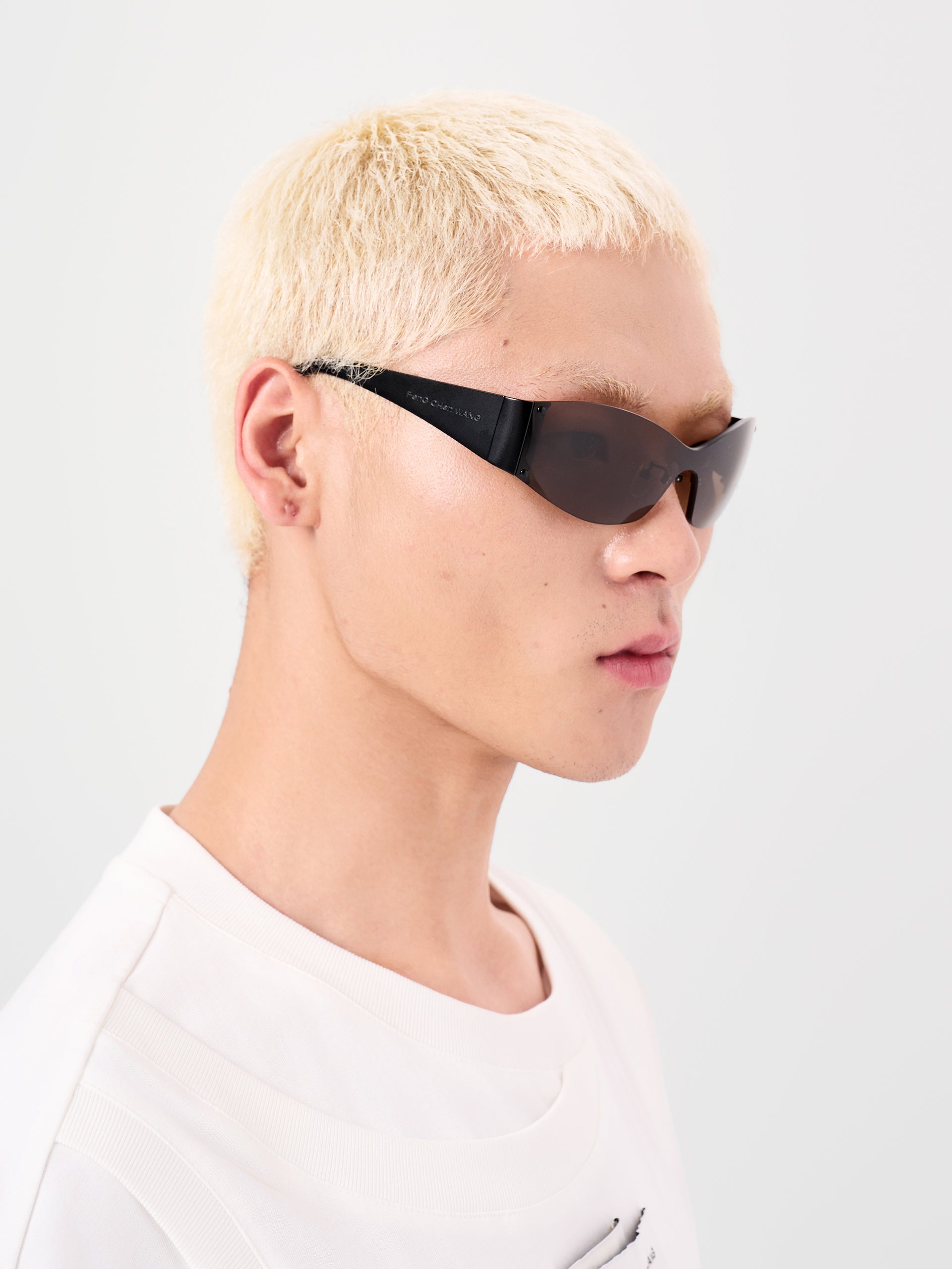 BLACK RIMLESS SUNGLASSES