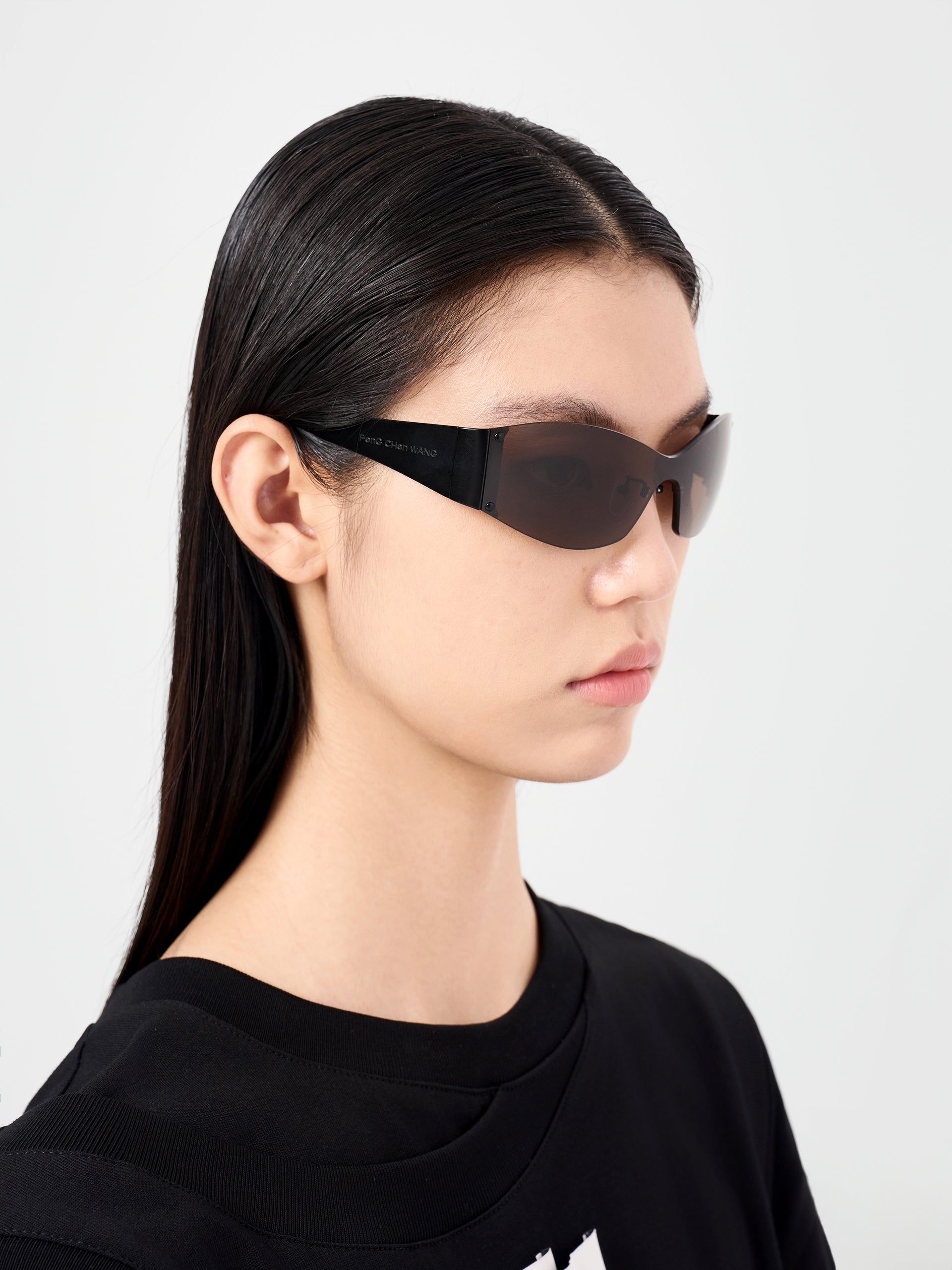 BLACK RIMLESS SUNGLASSES