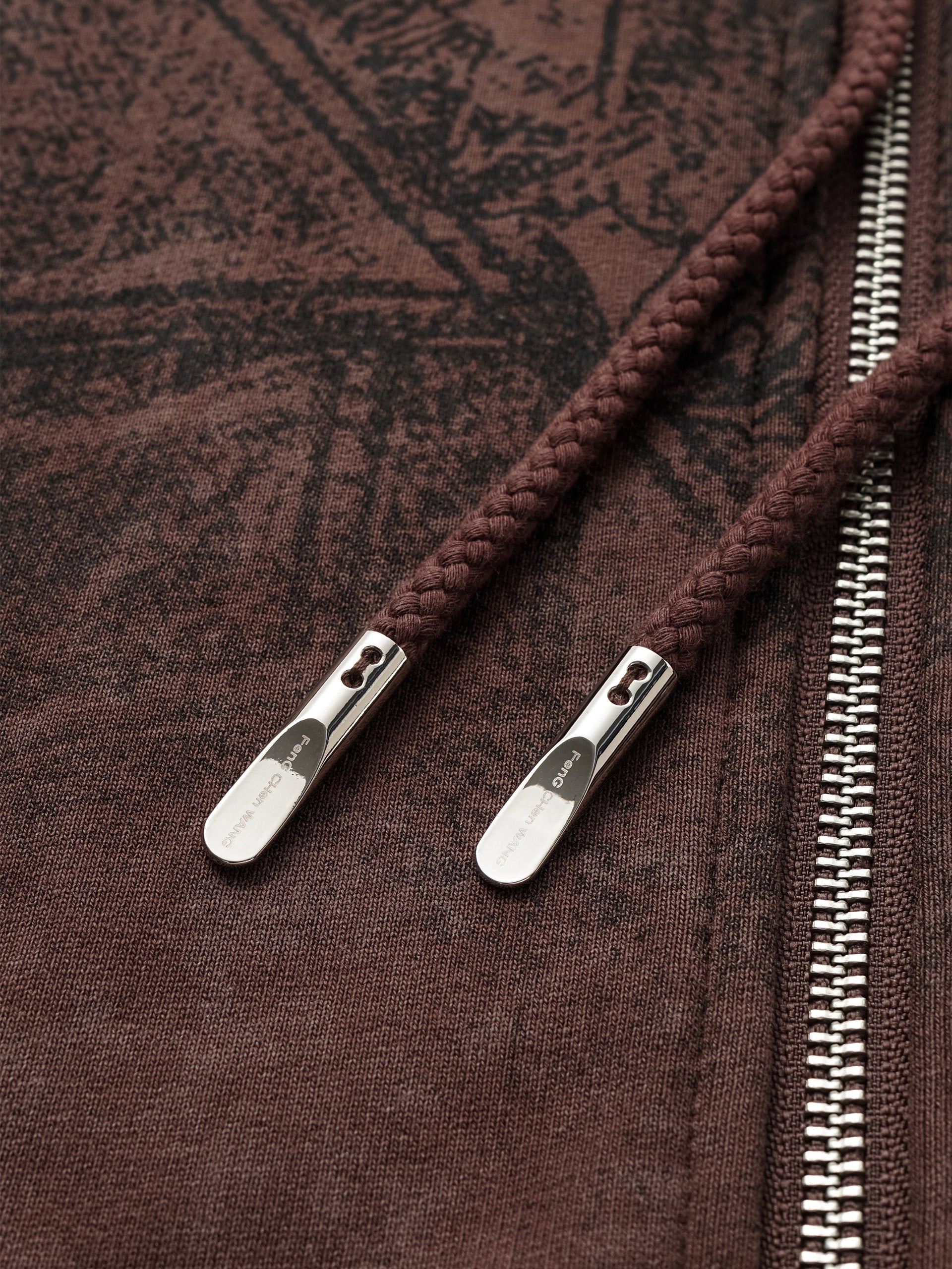 TROMPE LOEIL HOODIE