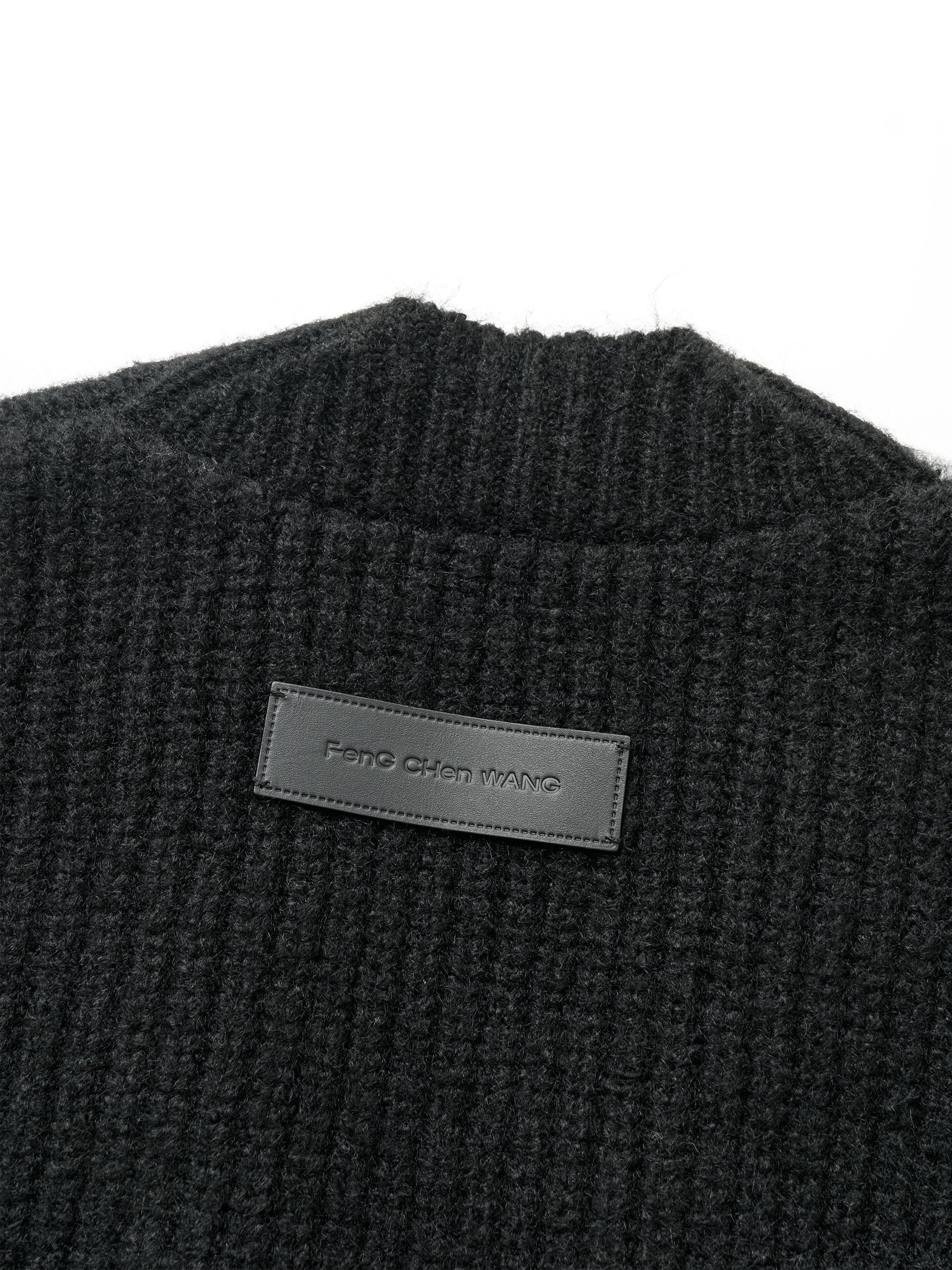 CABLE KNIT CARDIGAN