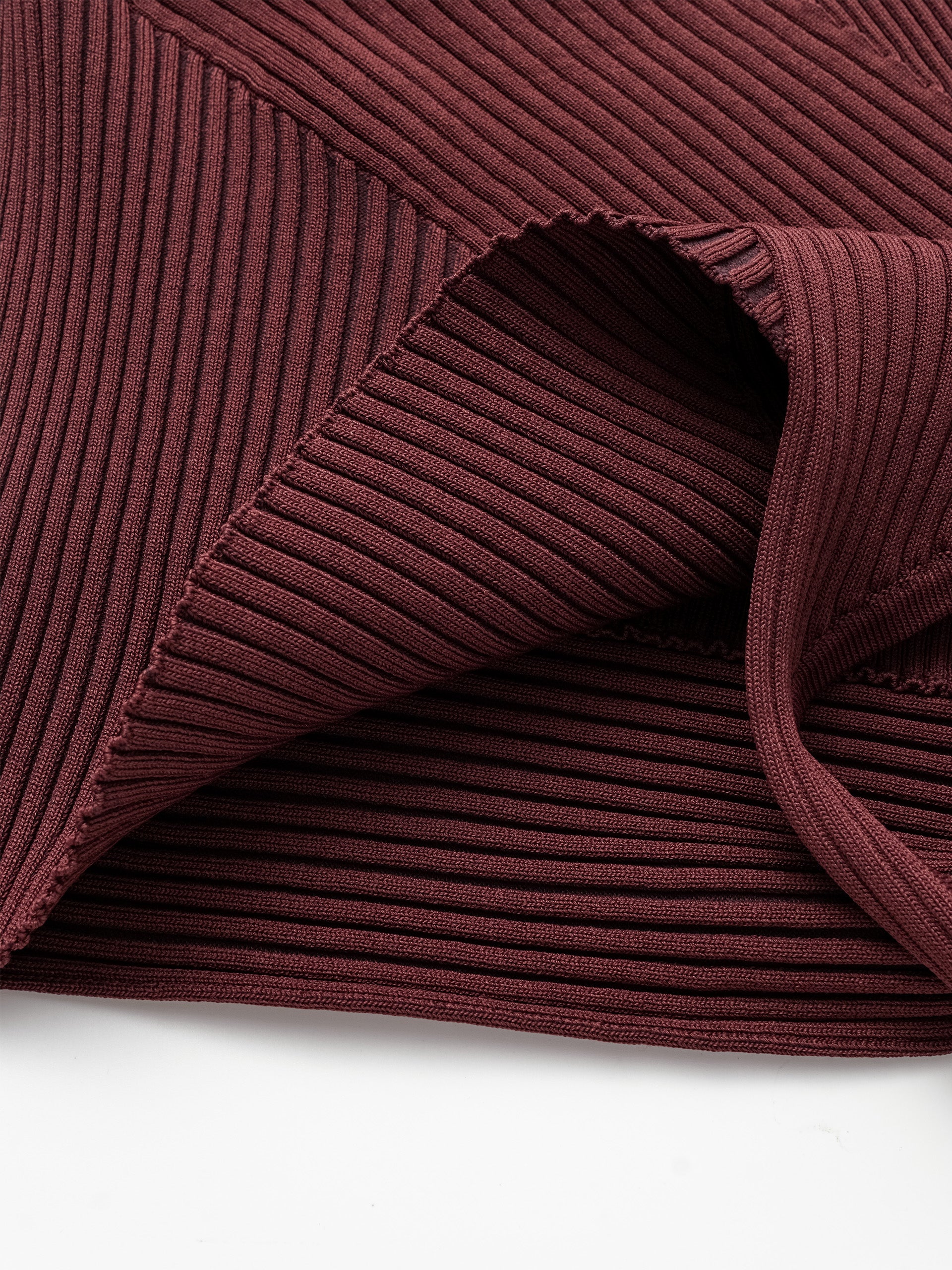 CUTOUT KNIT VEST