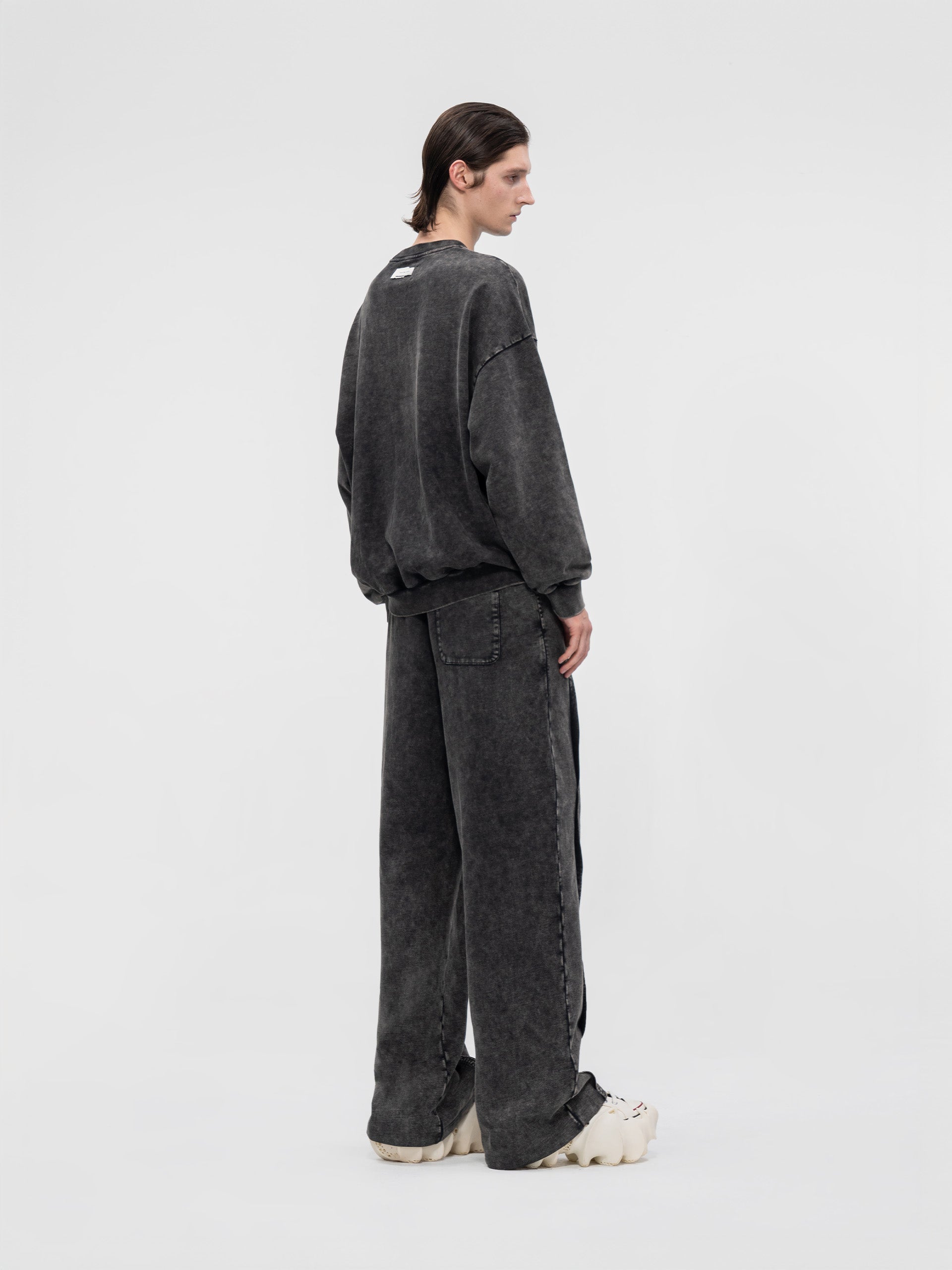 MULTI SEAM SWEATSHIRT