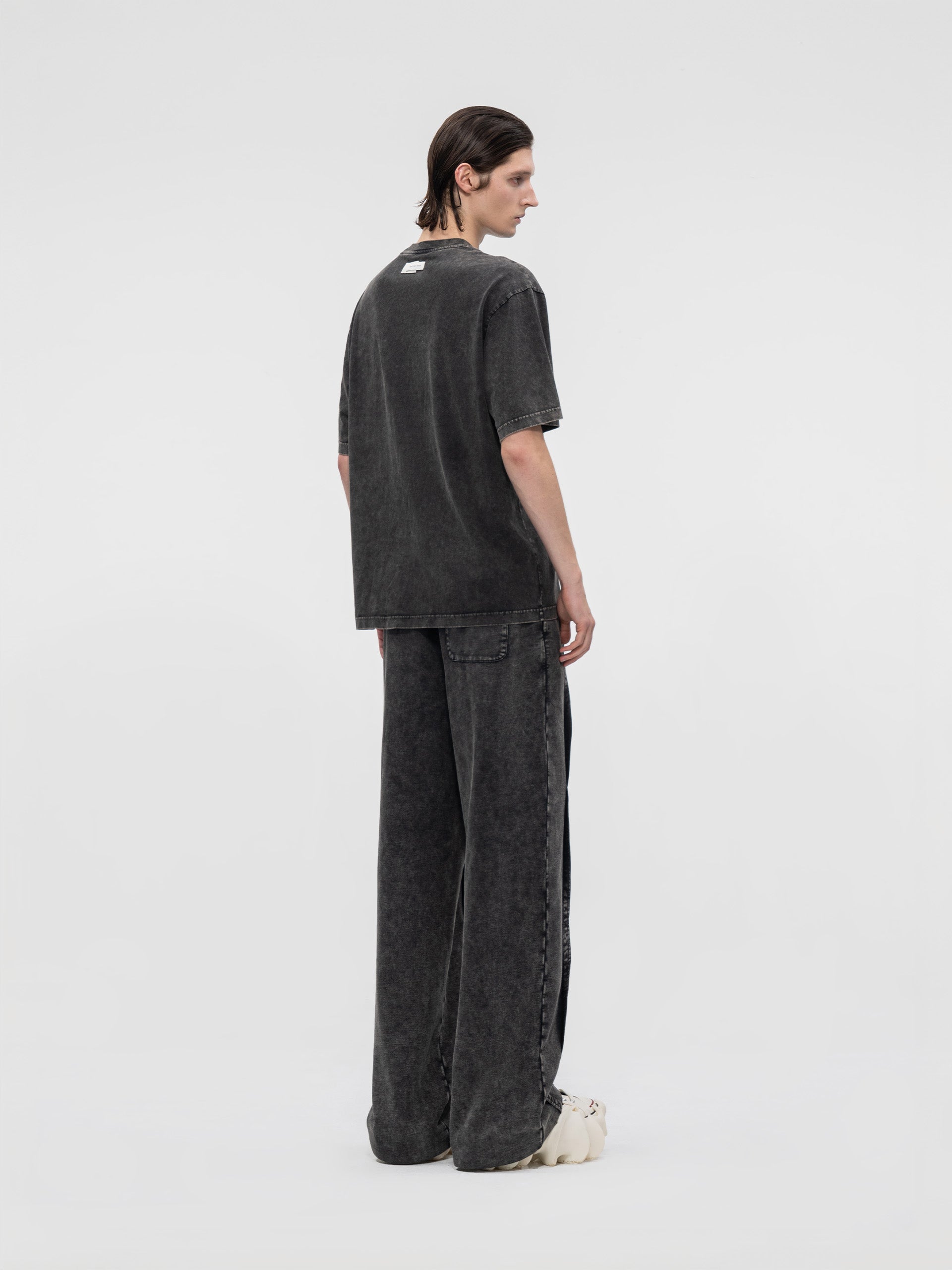 MULTI SEAM T-SHIRT