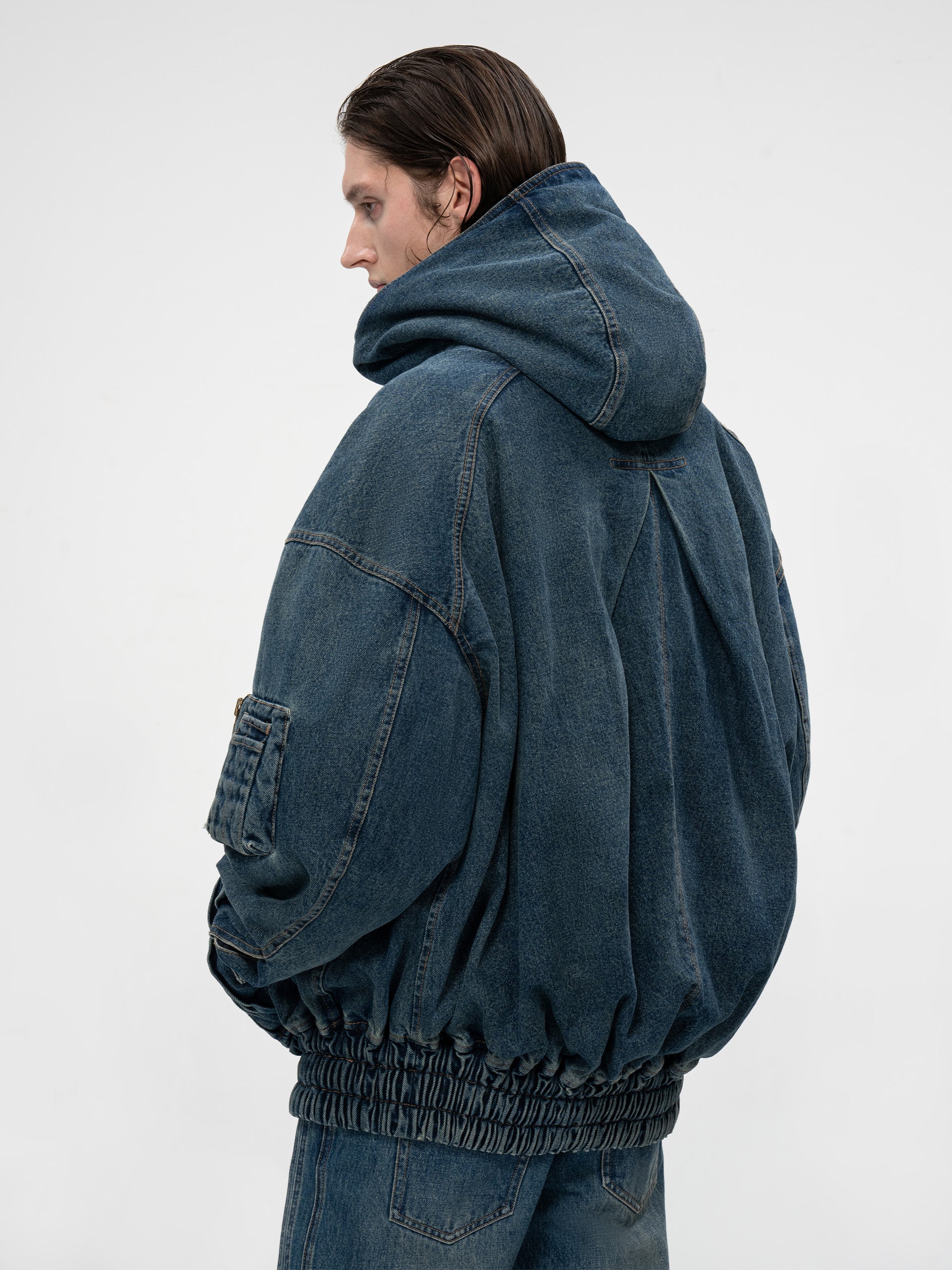 OVERSIZED BOMBER JACKET