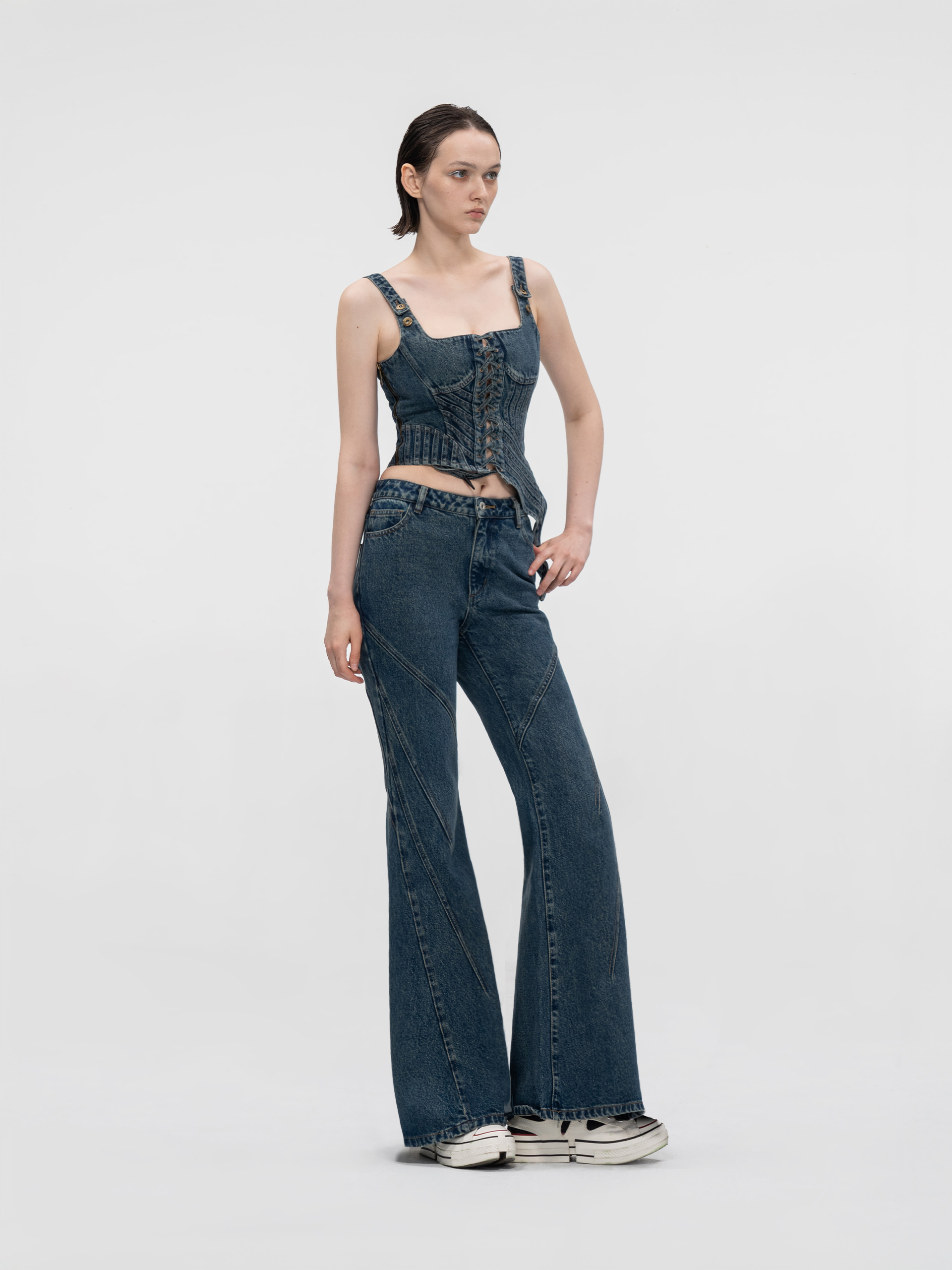 FLARED DENIM JEANS