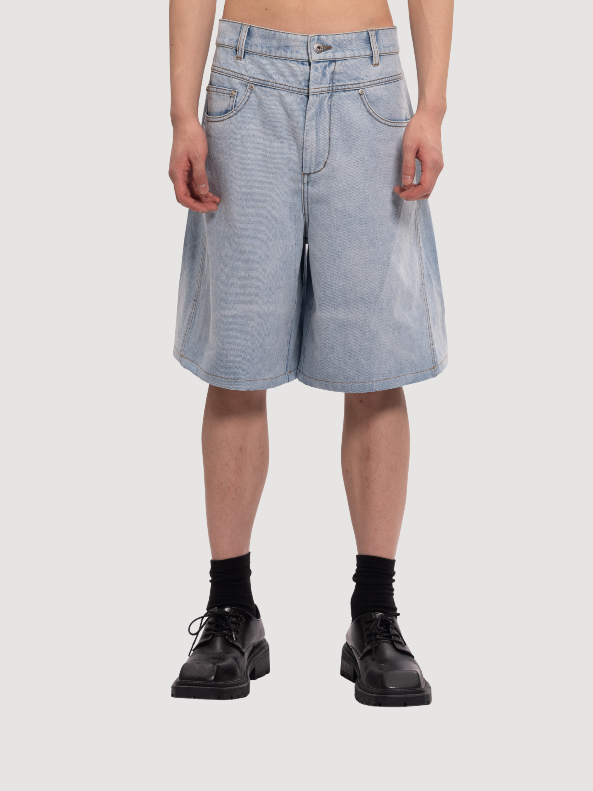 BLUE DENIM MEDIUM SHORTS - Feng Chen Wang