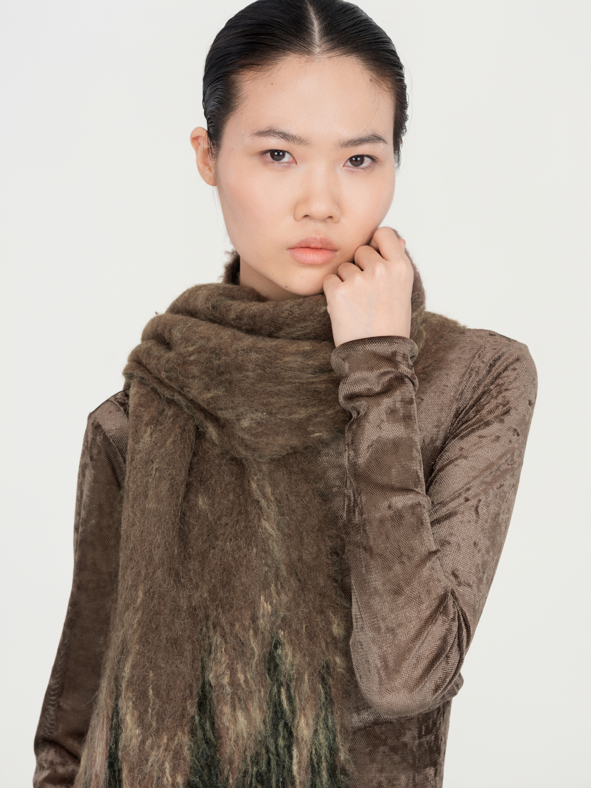 GRADIENT JACQUARD KNIT SCARF