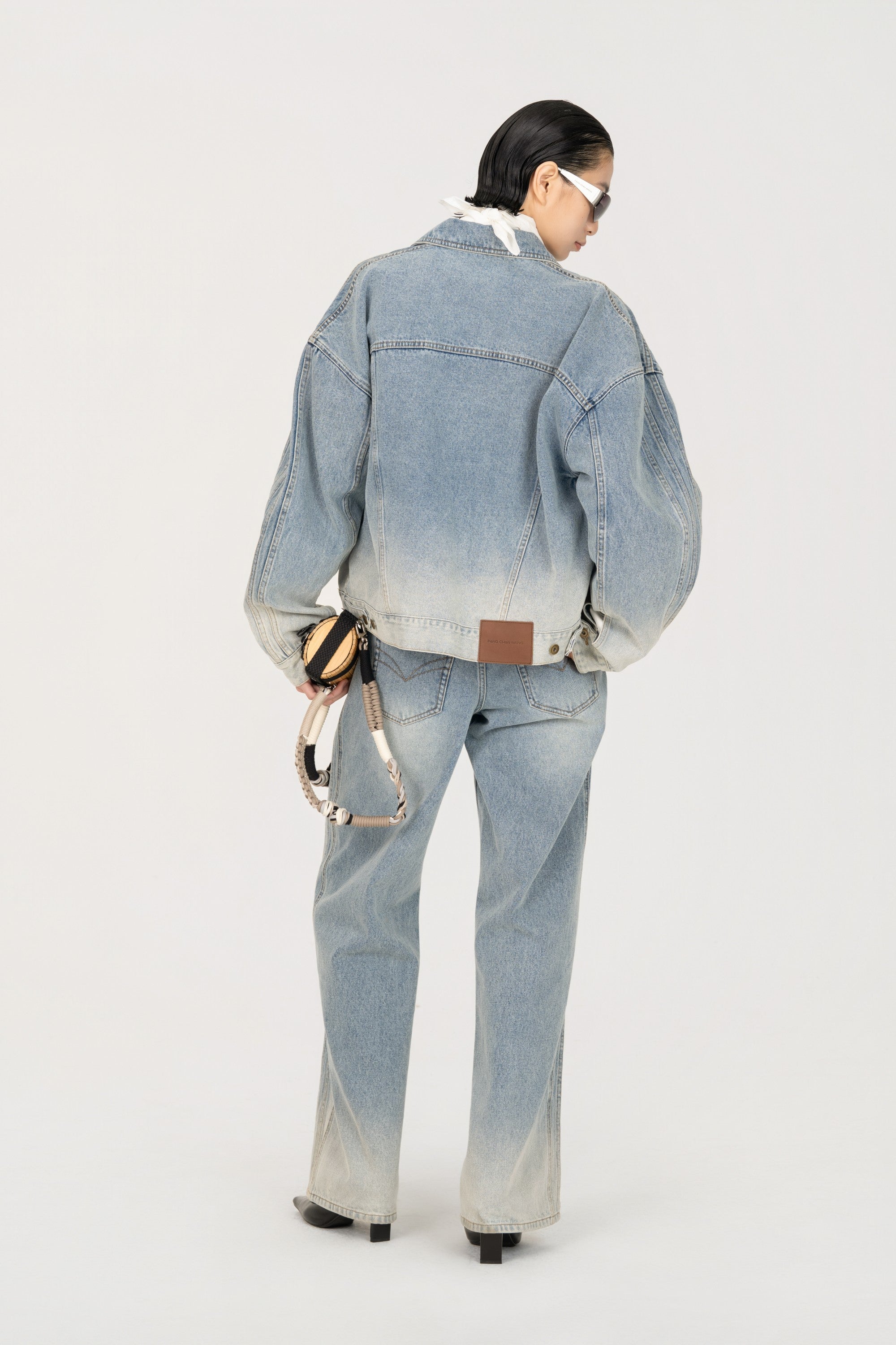 CARGO TROUSERS IN SPRAY PAINTED