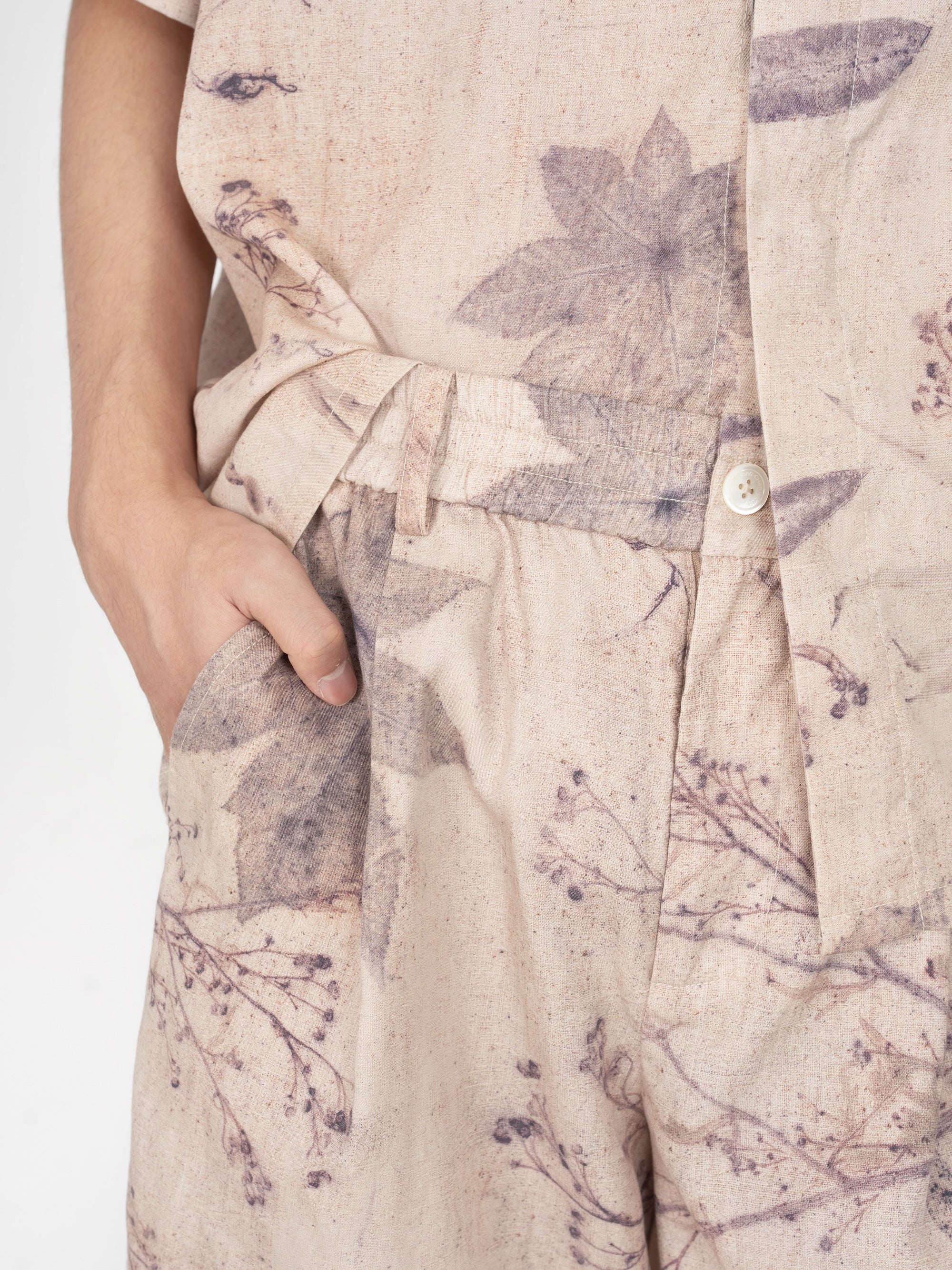 PRINTED PLANT DYE SHORT