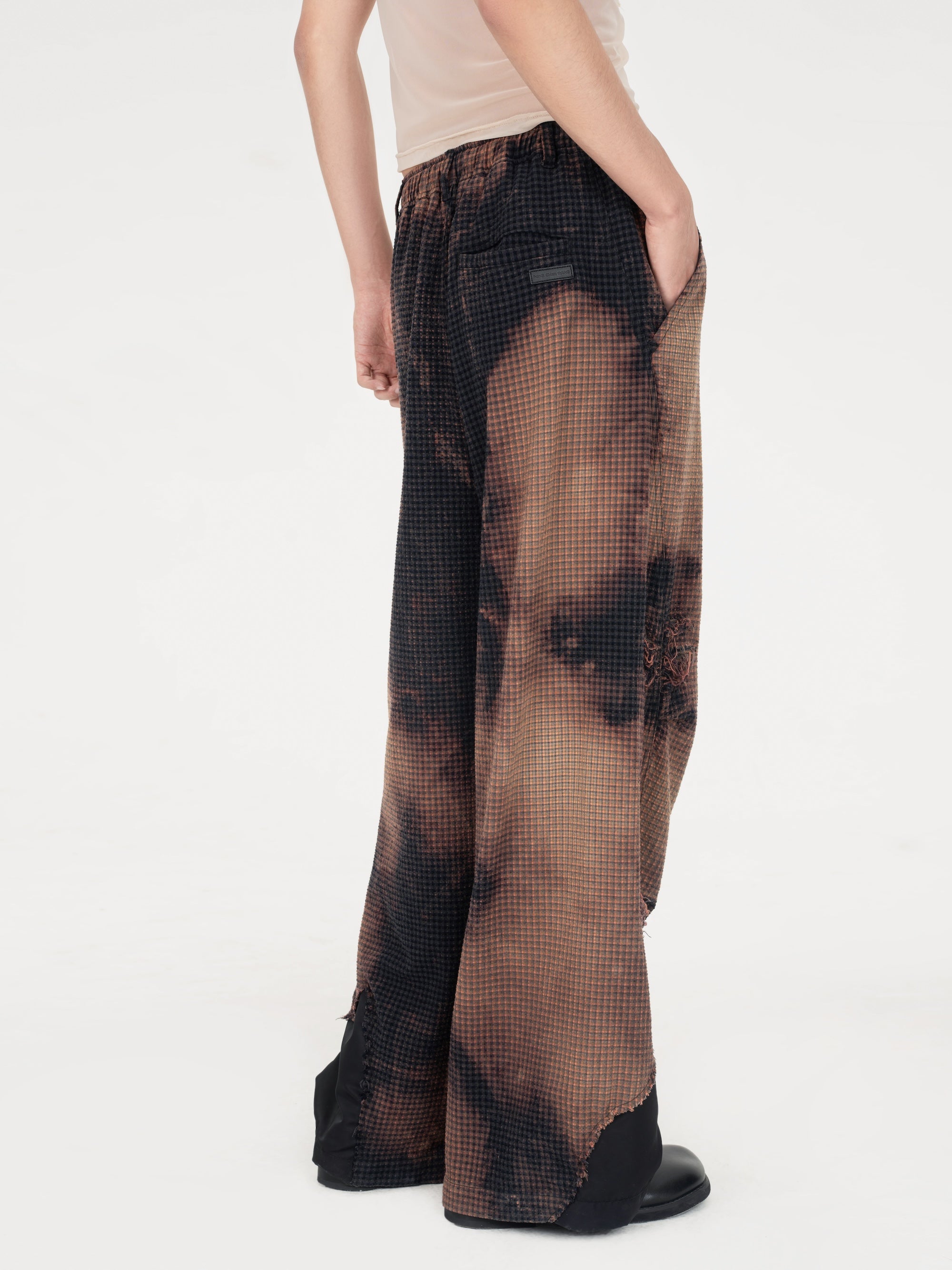 DECAYED CHECK TROUSERS