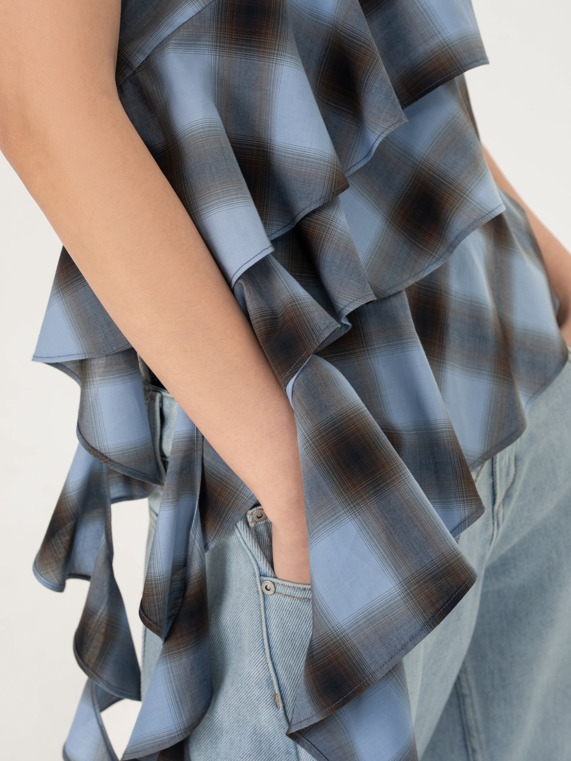 ASYMMERTRICAL RUFFLE TOP