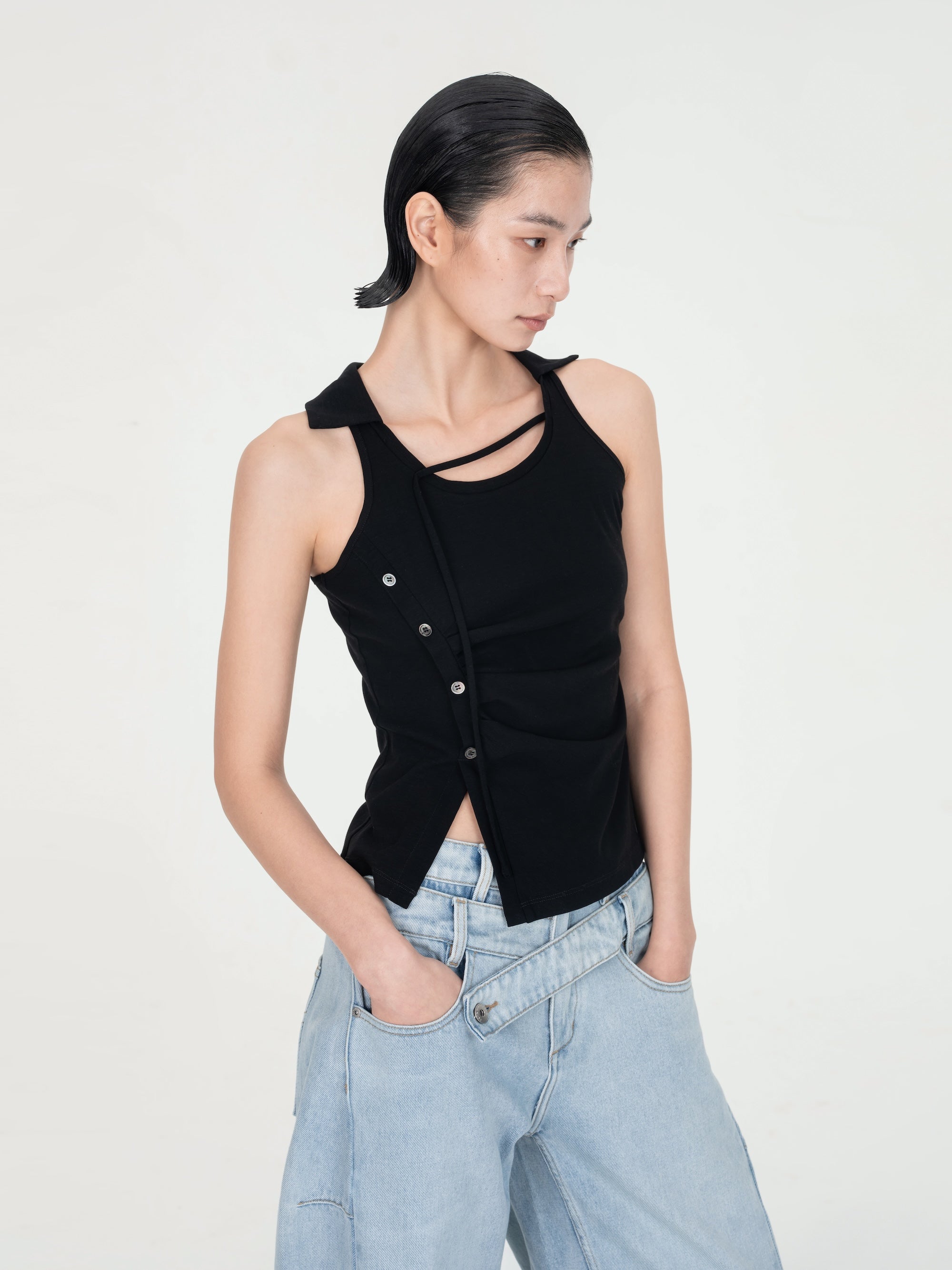 PLEATED POLO TOP - Feng Chen Wang