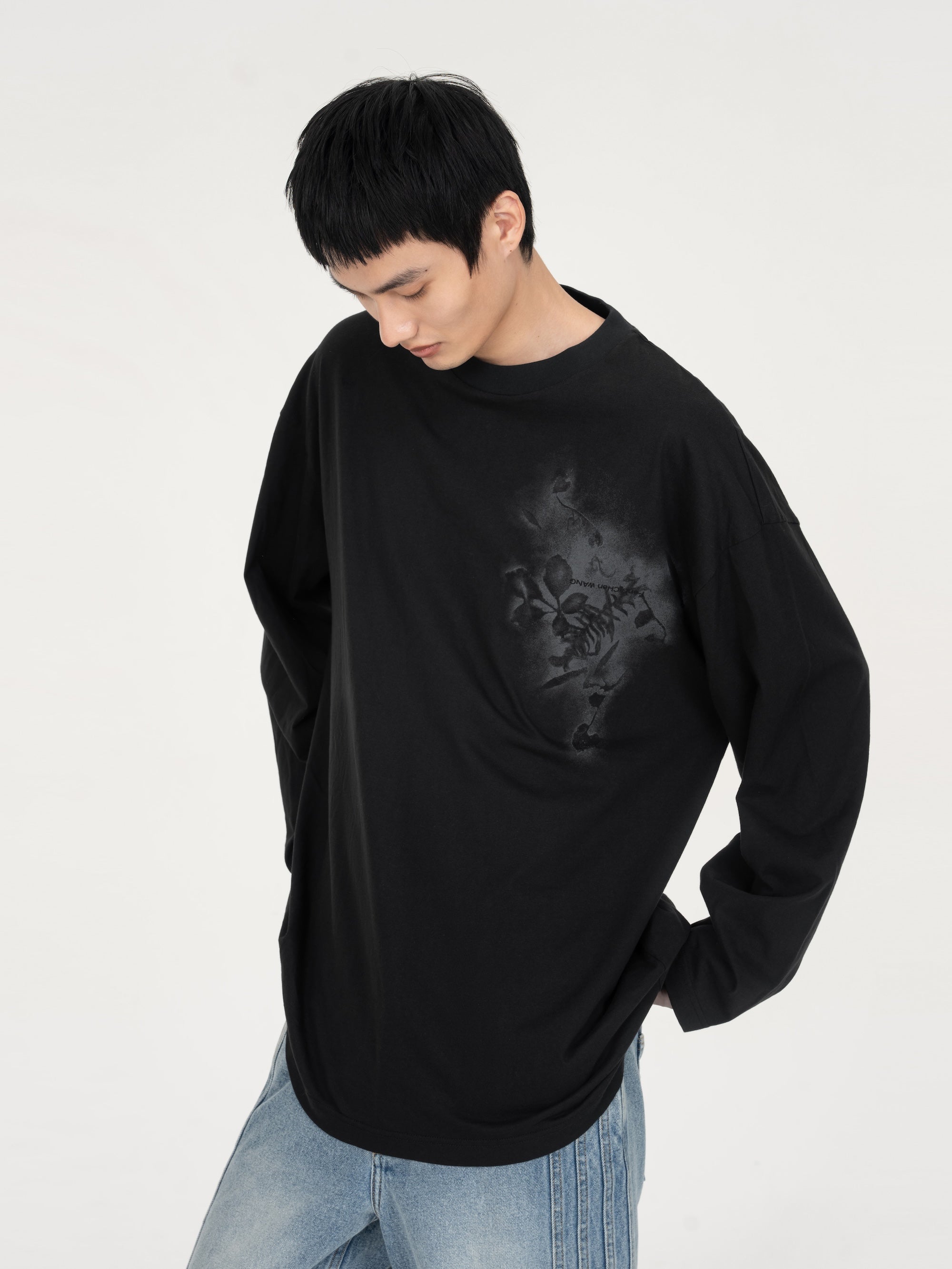 SPRAY PAINTED PLANTS DYE TEE