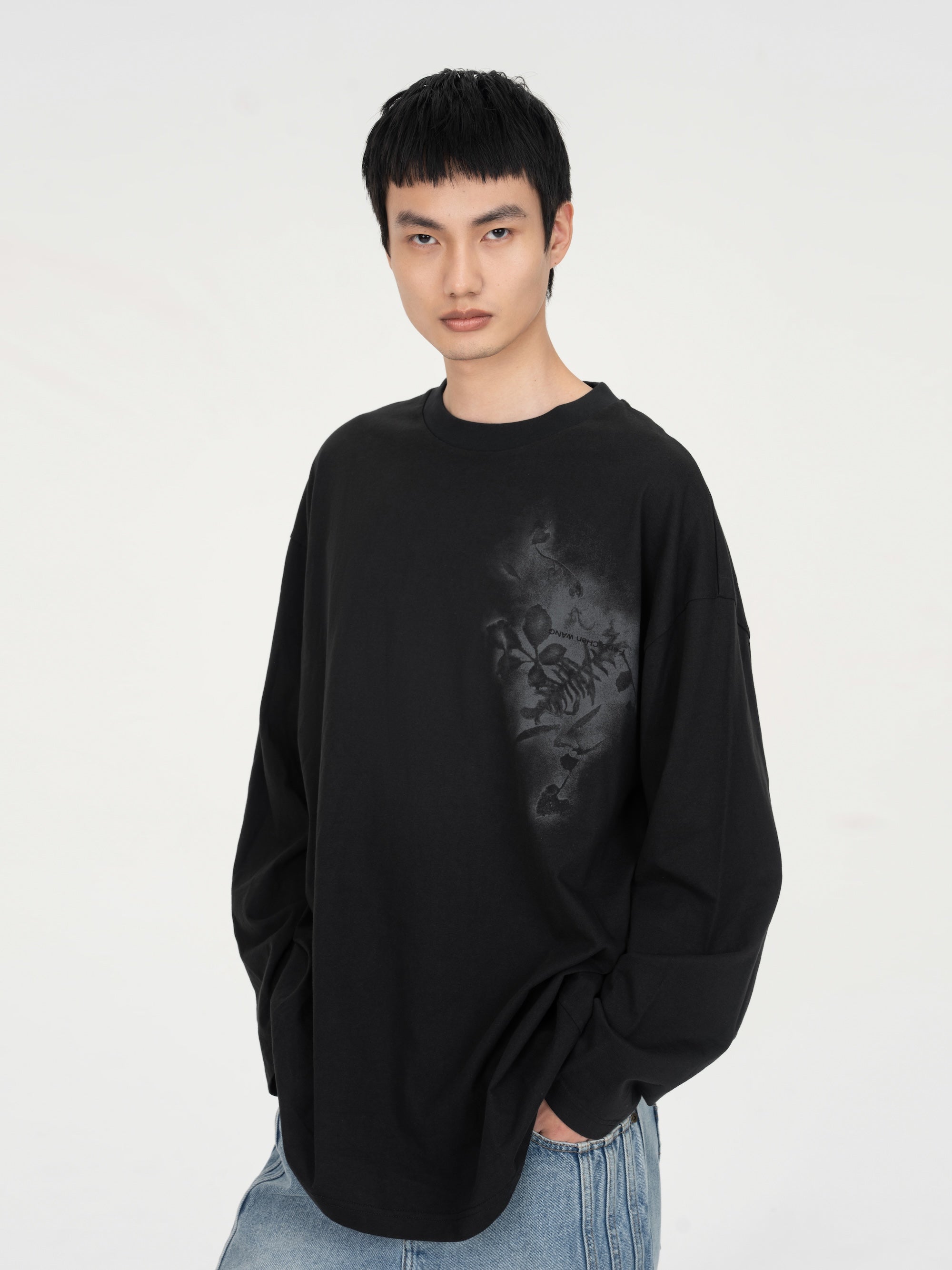 SPRAY PAINTED PLANTS DYE TEE