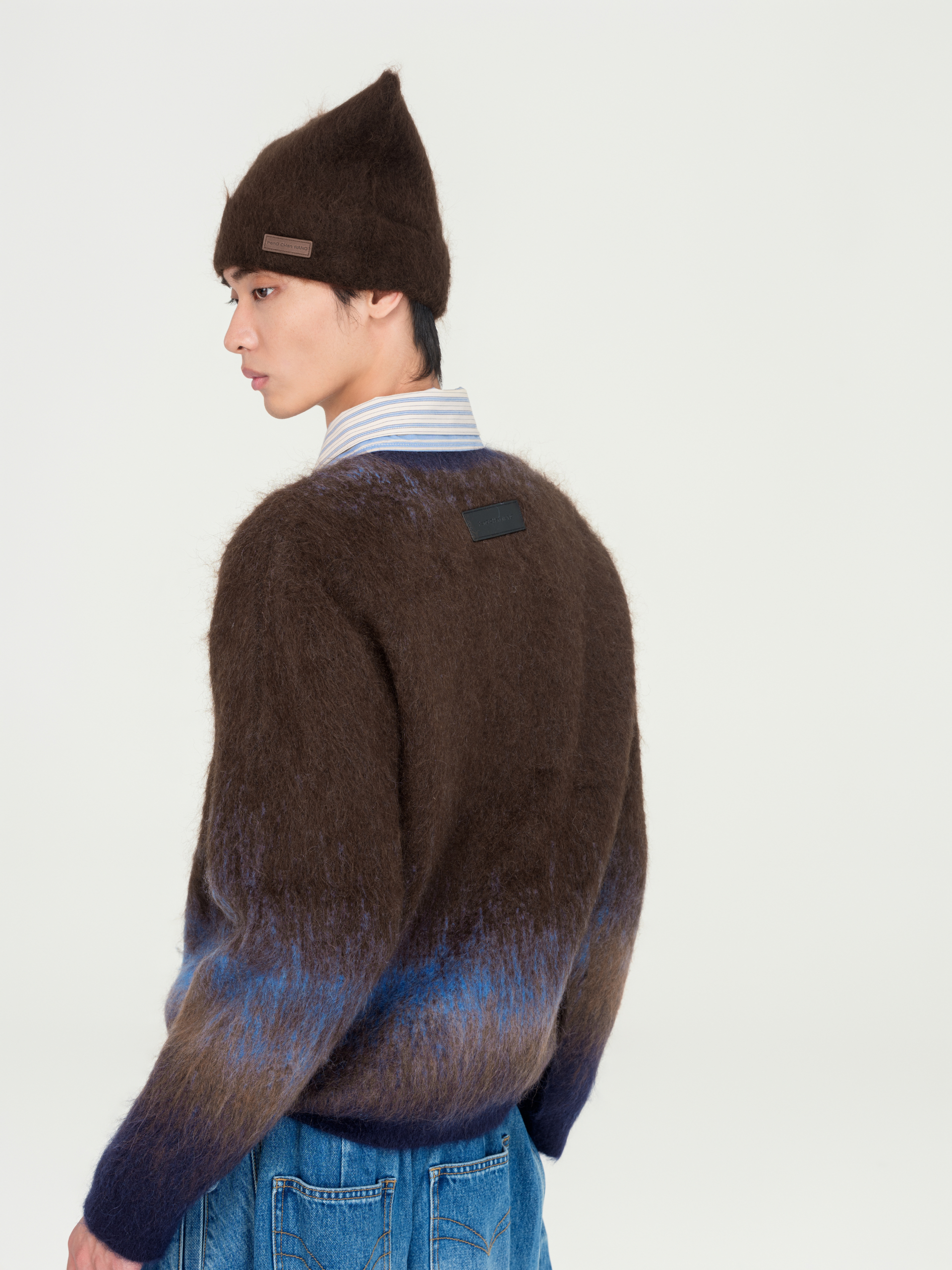 BROWN-TO-BLUE GRADIENT SWEATER