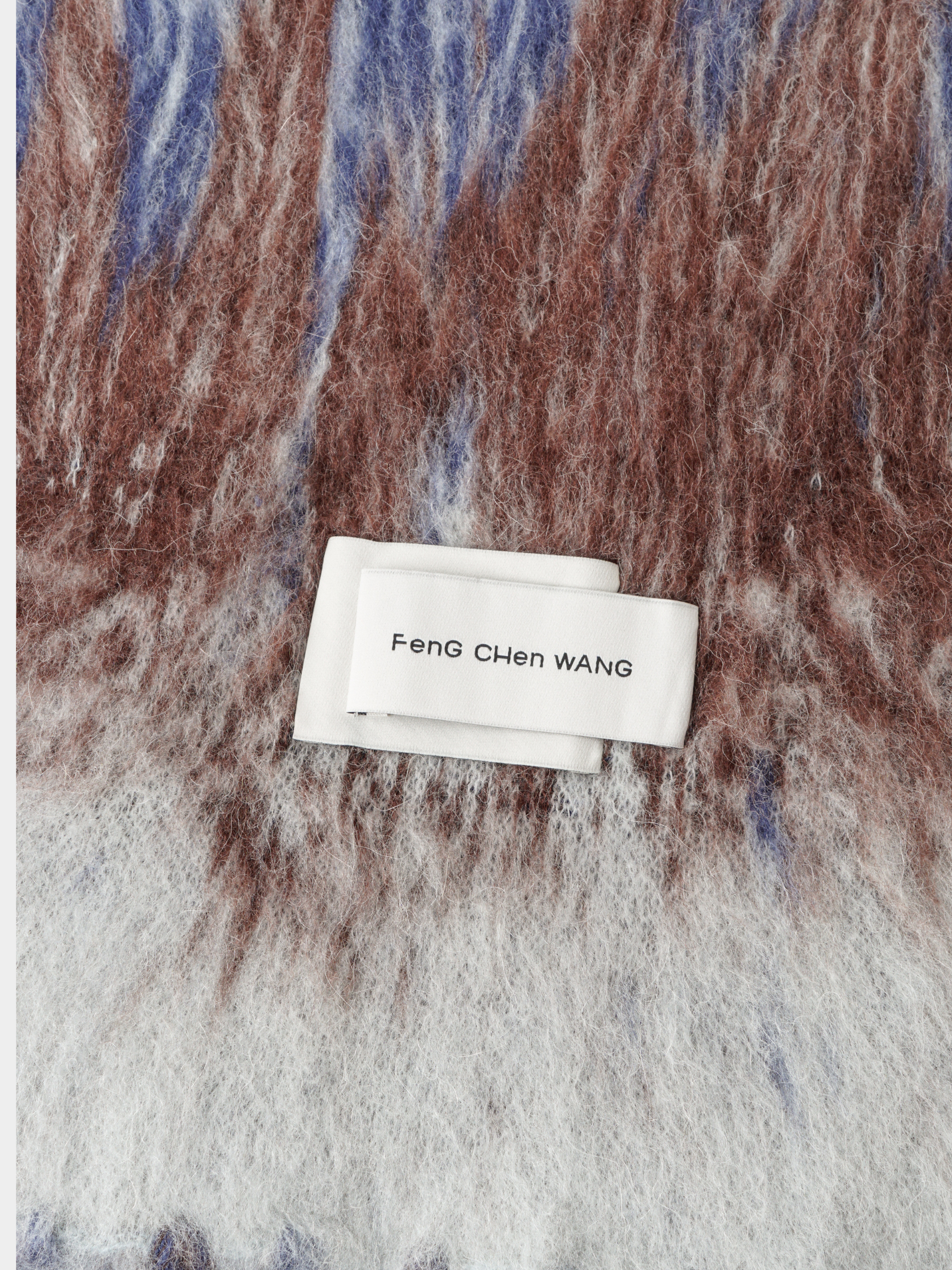 GRADIENT JACQUARD KNIT SCARF