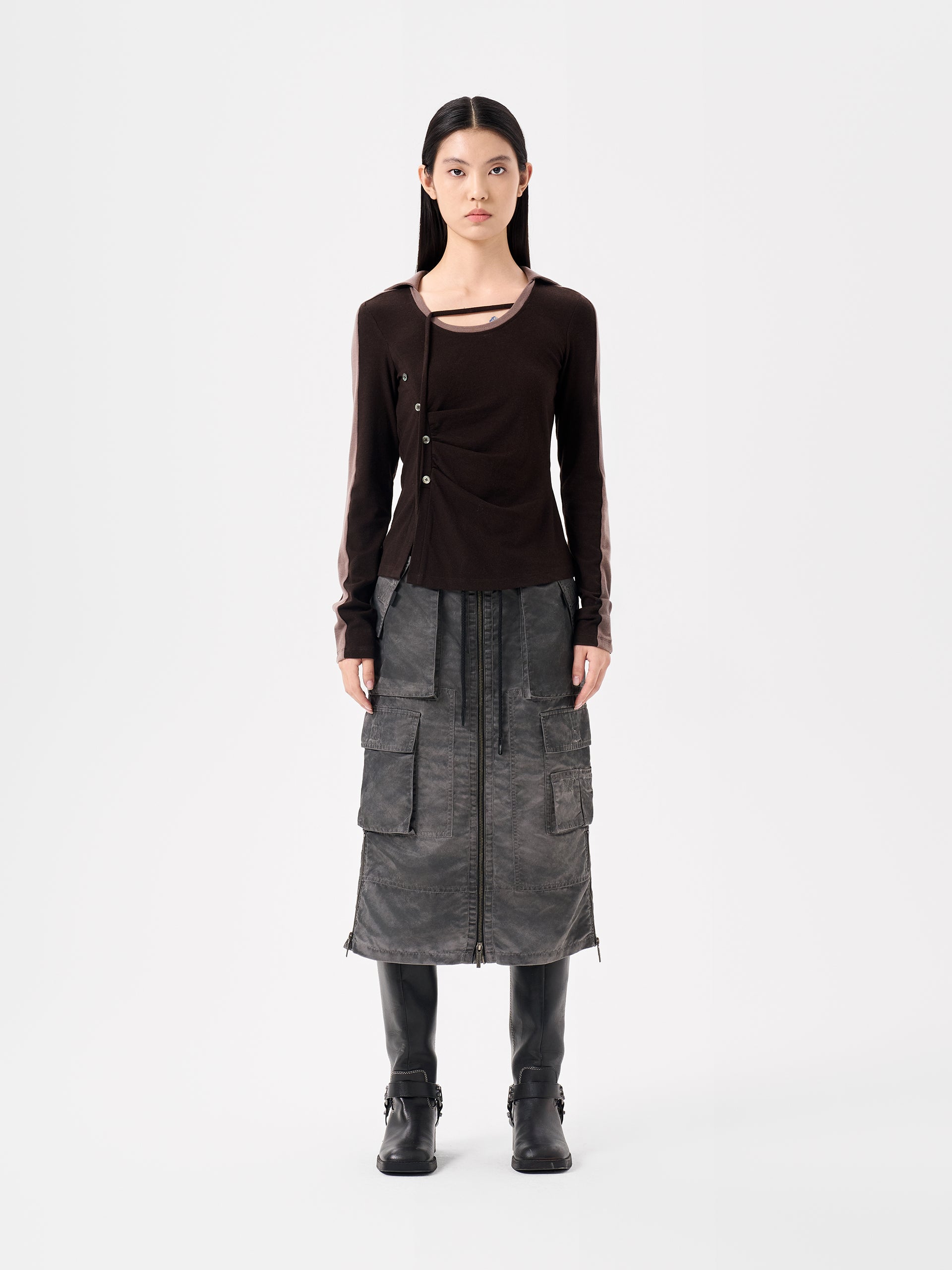 BROWN PANELLED CREW NECK LONG SLEEVE TOP
