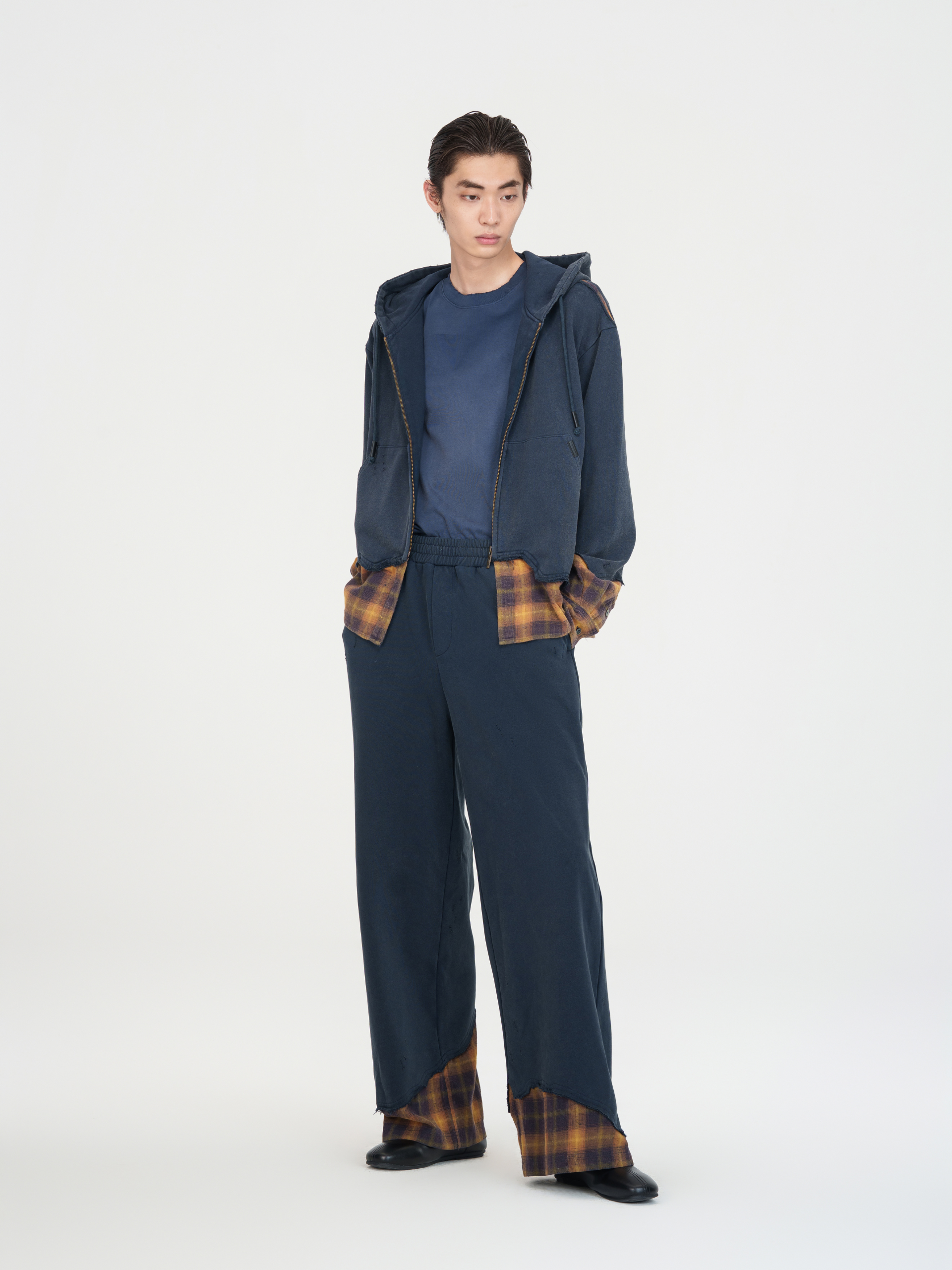 NAVY PLAID-PANEL PANTS