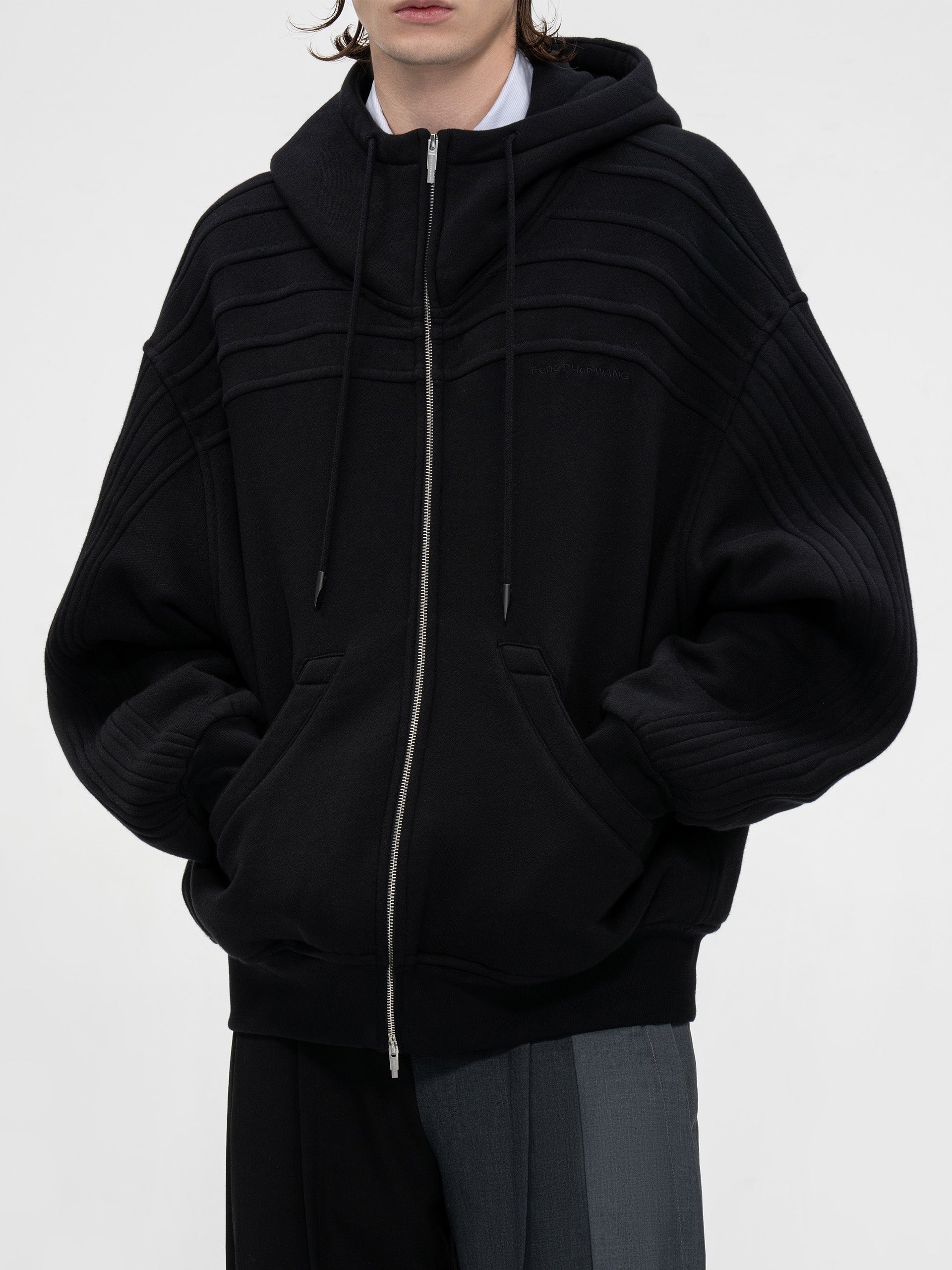 PLEATED HOODIE