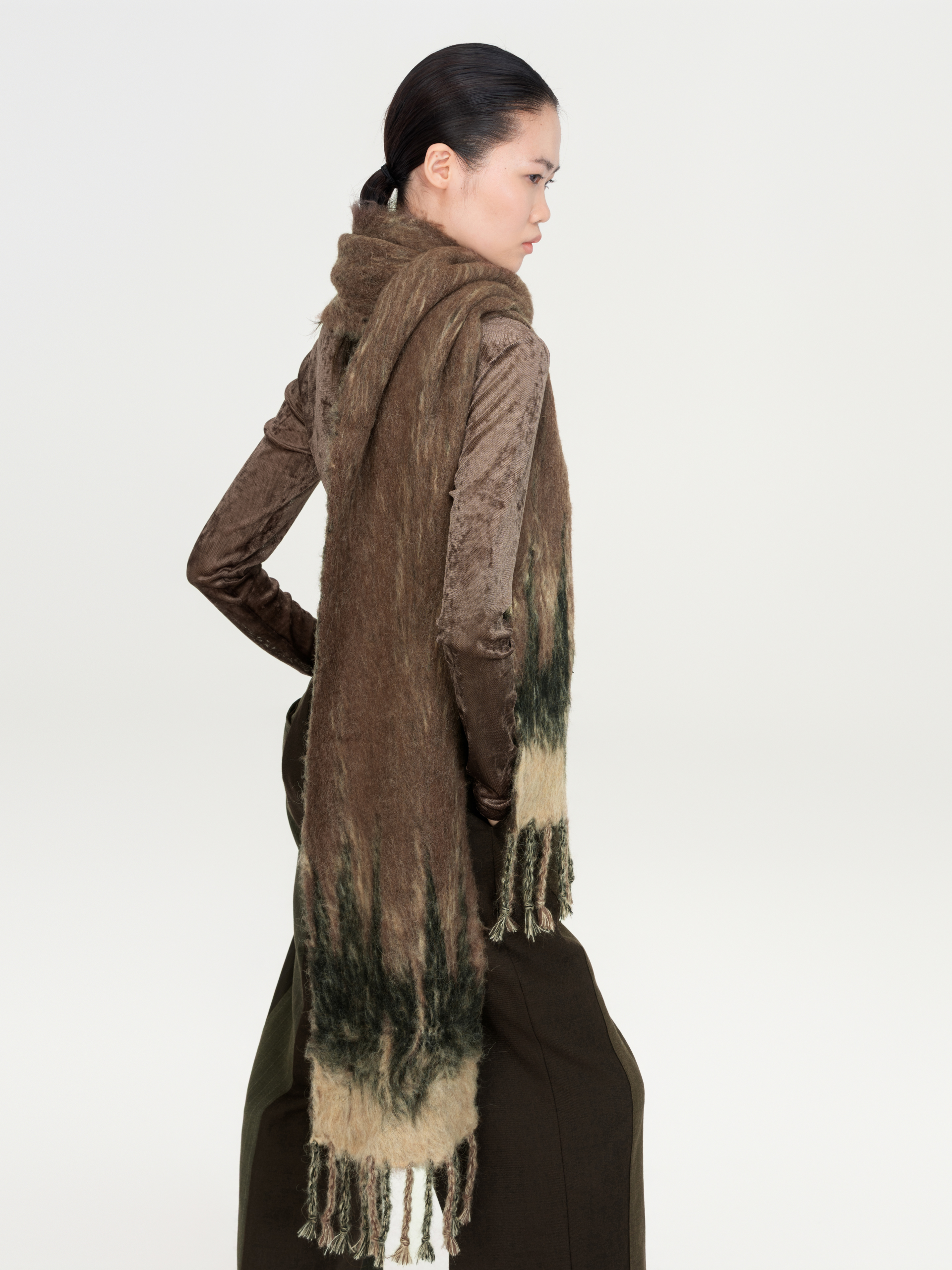 GRADIENT JACQUARD KNIT SCARF