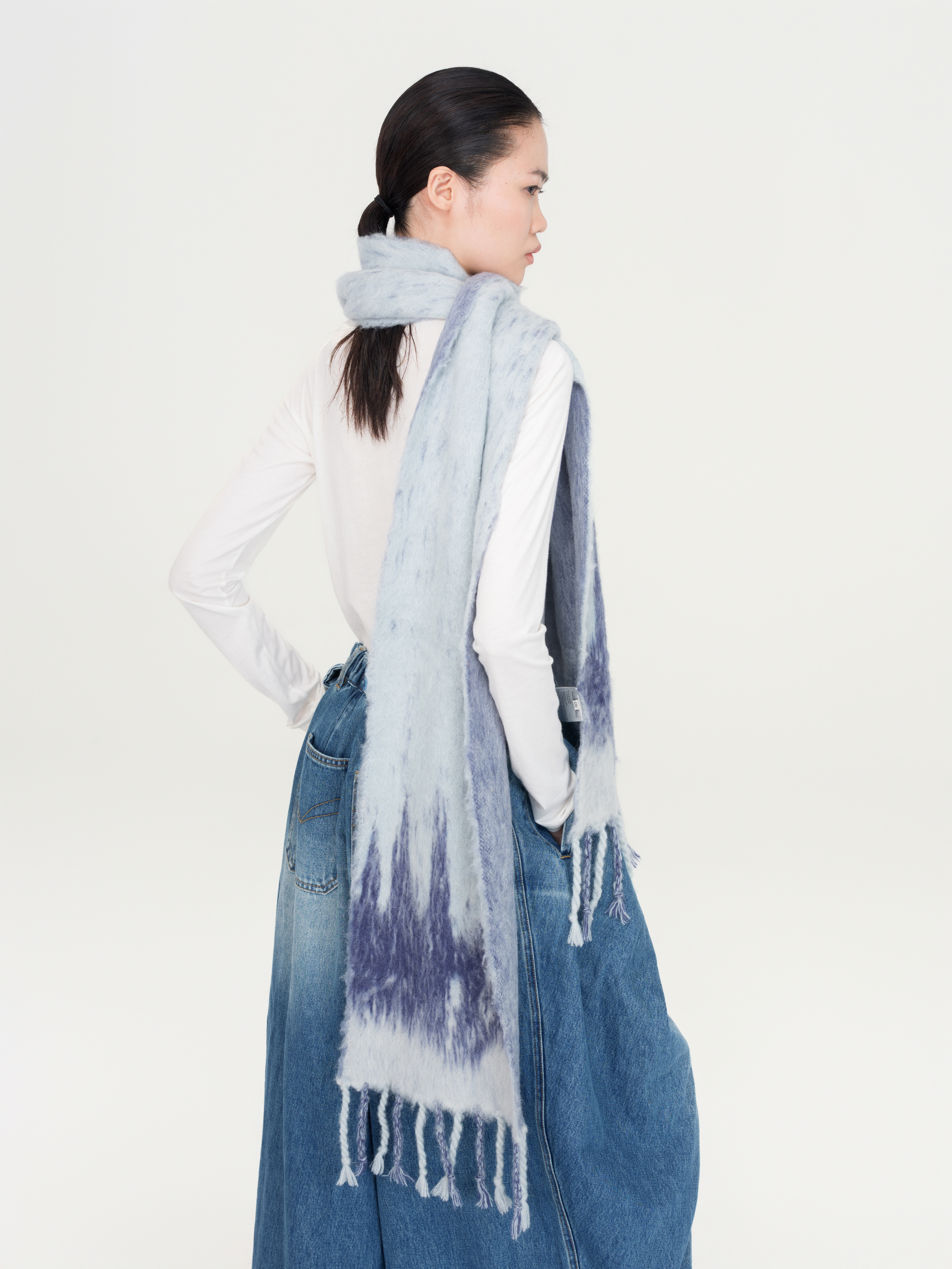 GRADIENT JACQUARD KNIT SCARF