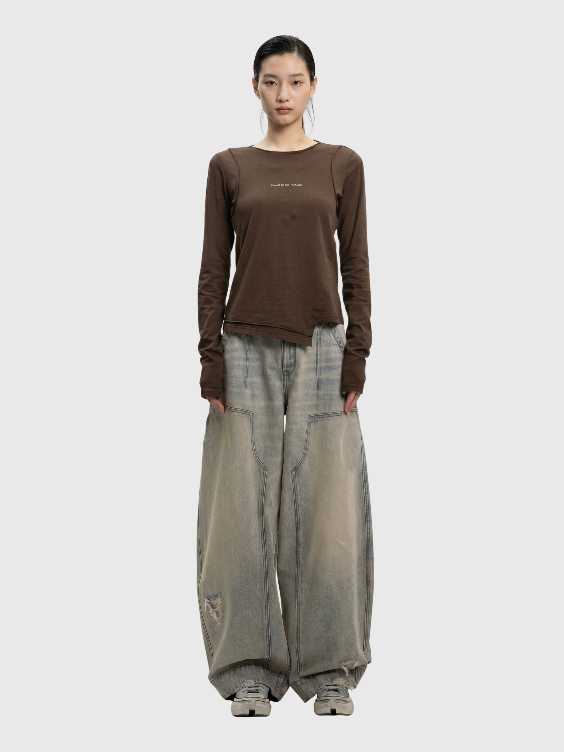 WASHED DENIM DECONSTRUCTED CARGO JEANS