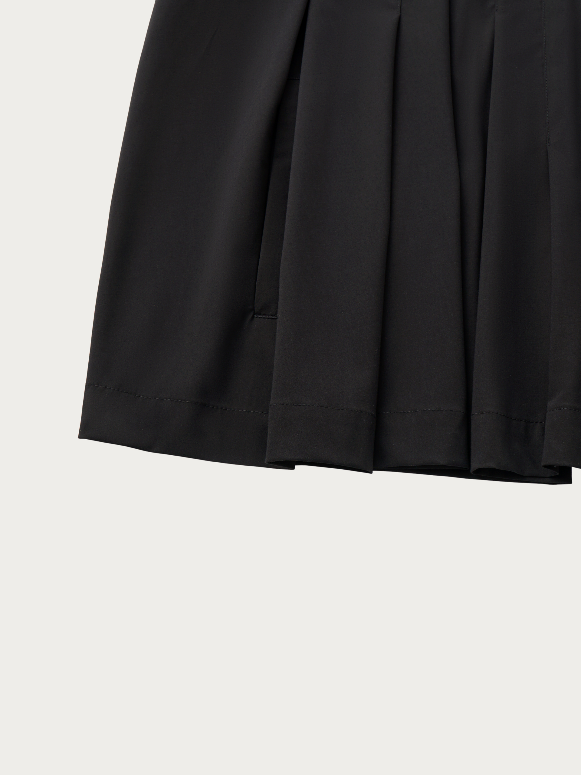 PLEATED SHIRT JACKET