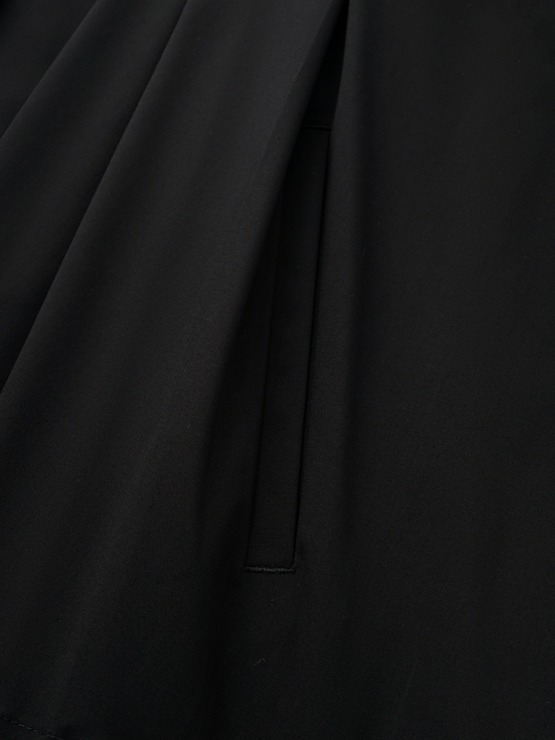 PLEATED SHIRT JACKET
