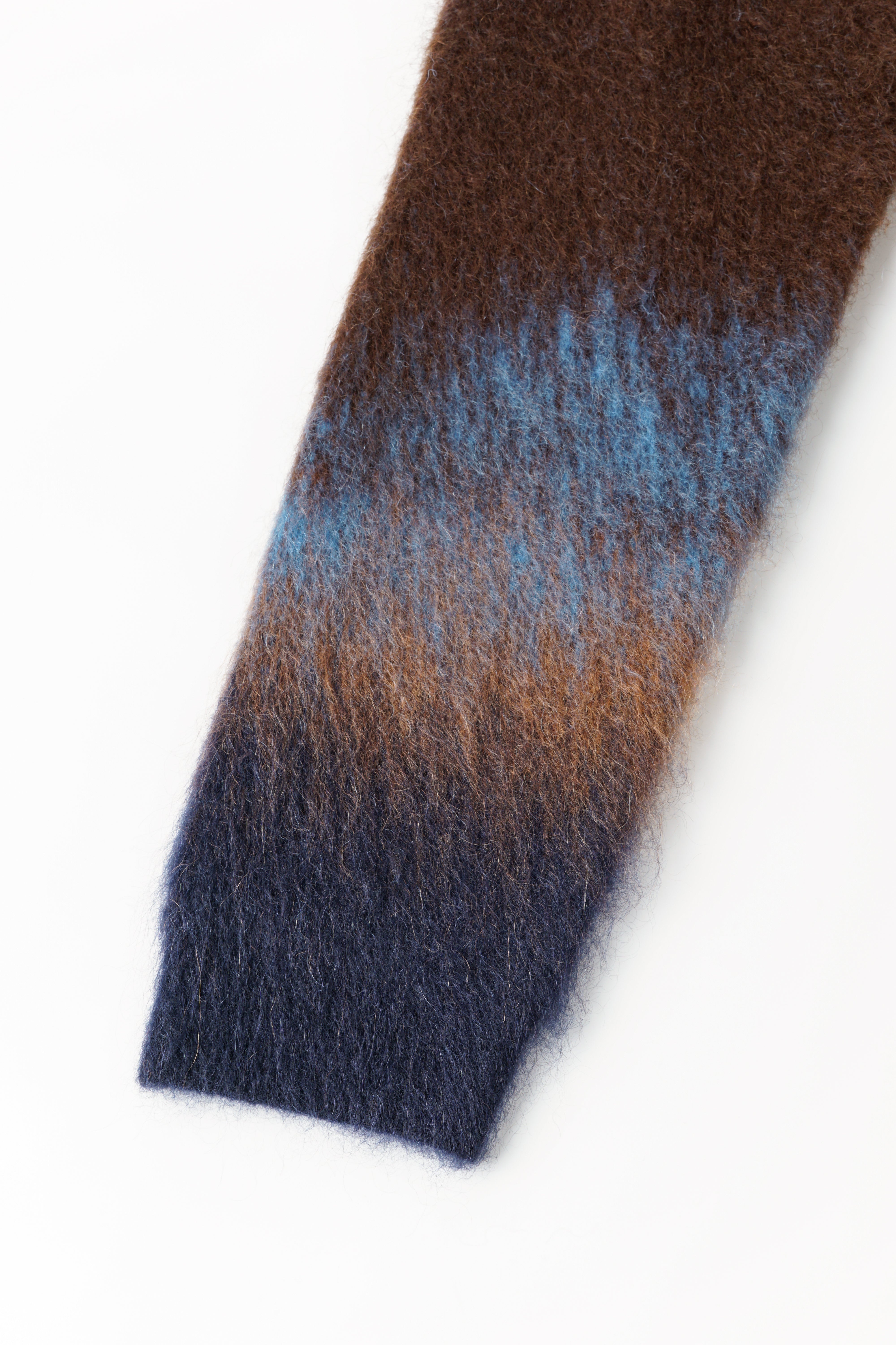 BROWN-TO-BLUE GRADIENT SWEATER