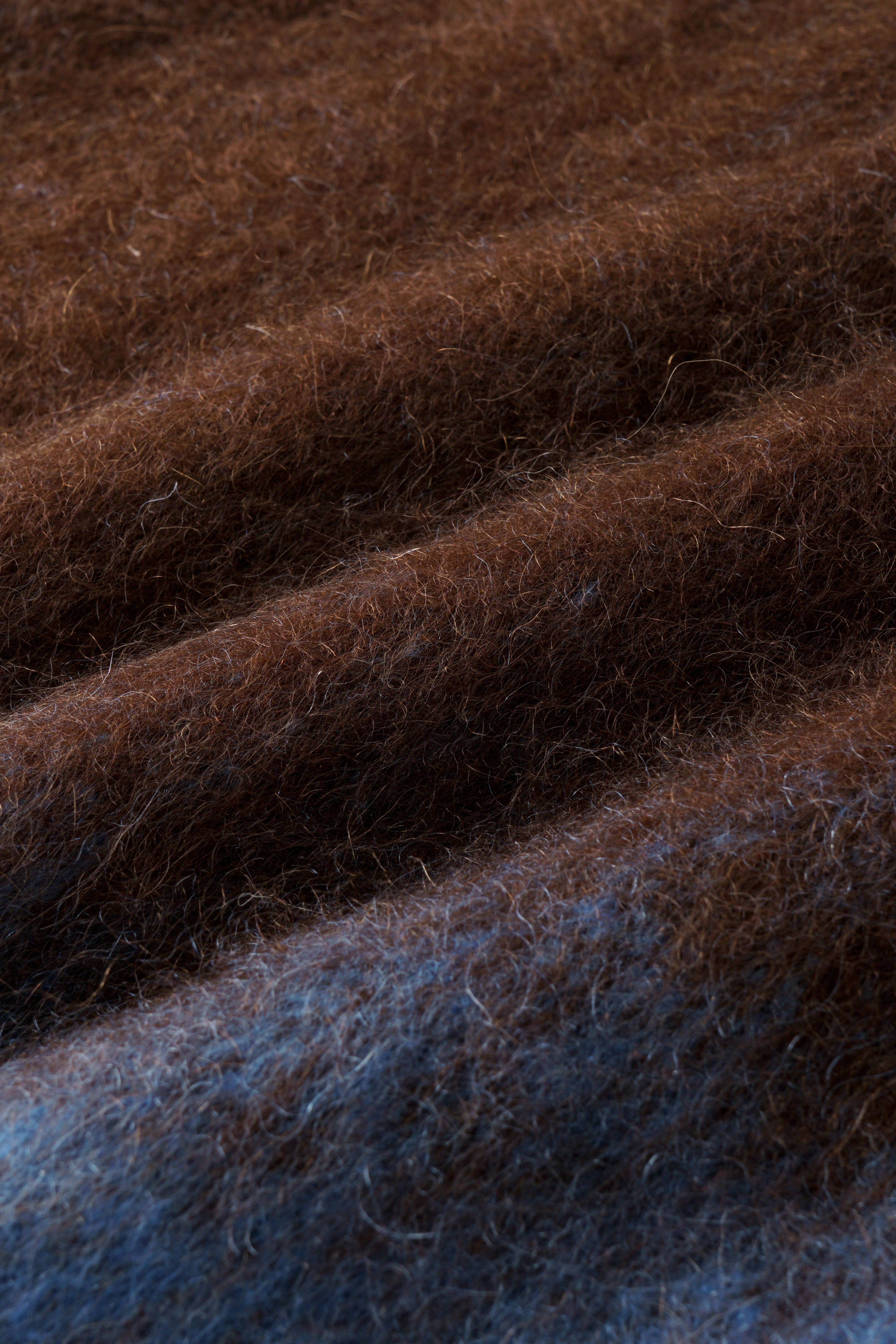 BROWN-TO-BLUE GRADIENT SWEATER