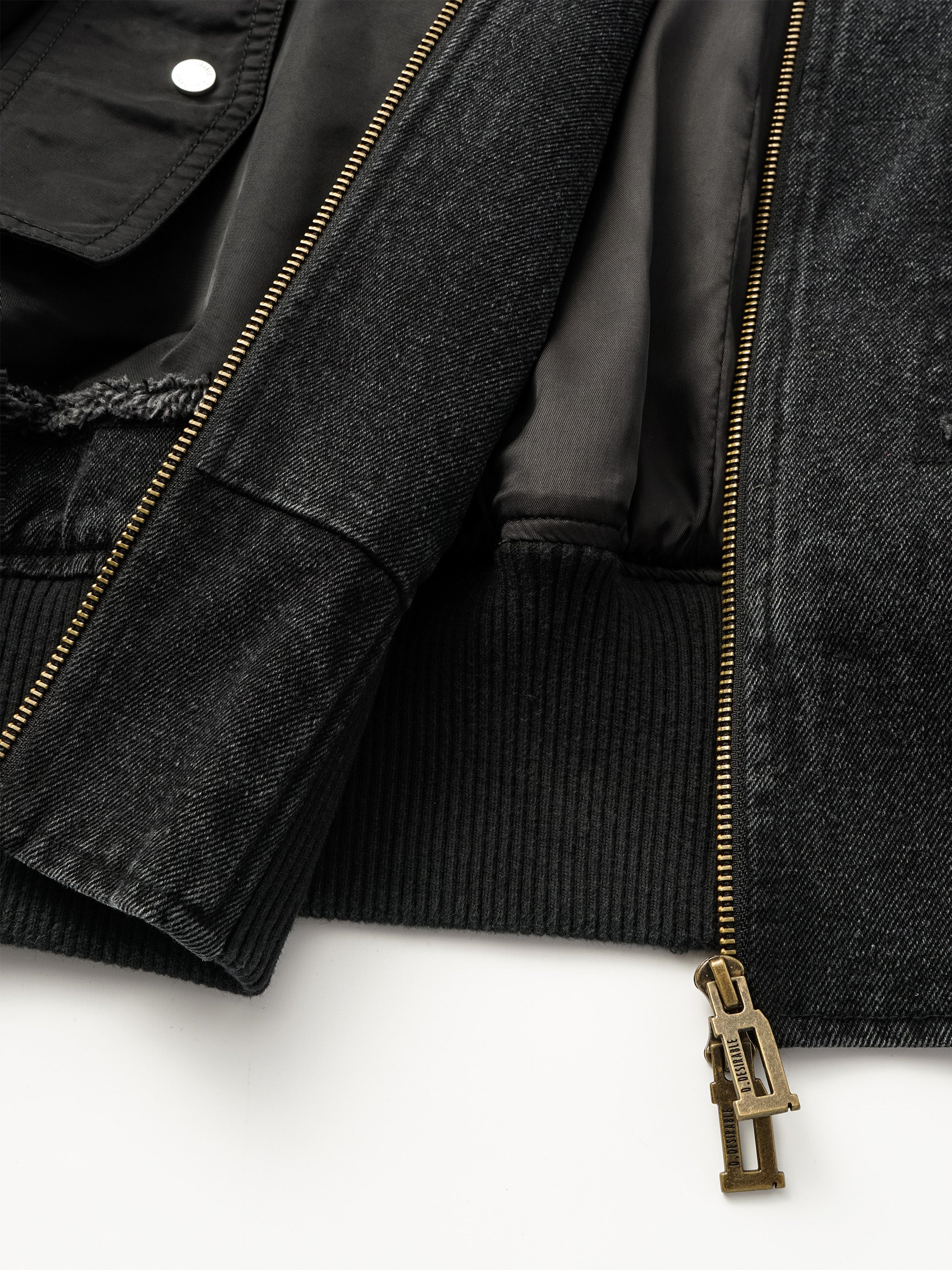 DECONSTRUCTED WASHED PATCH JACKET