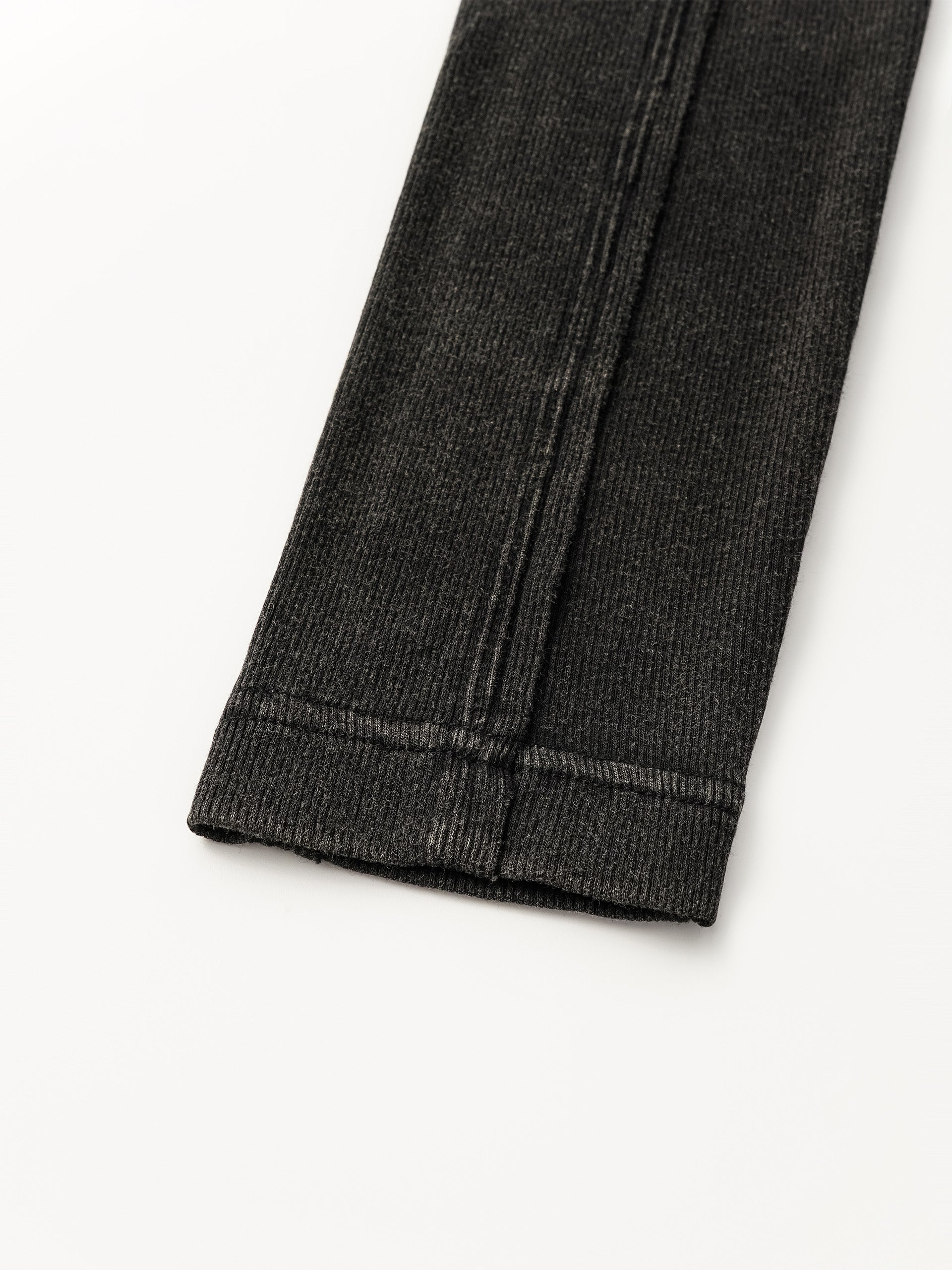 BLACK WASHED DECONSTRUCTED TOP