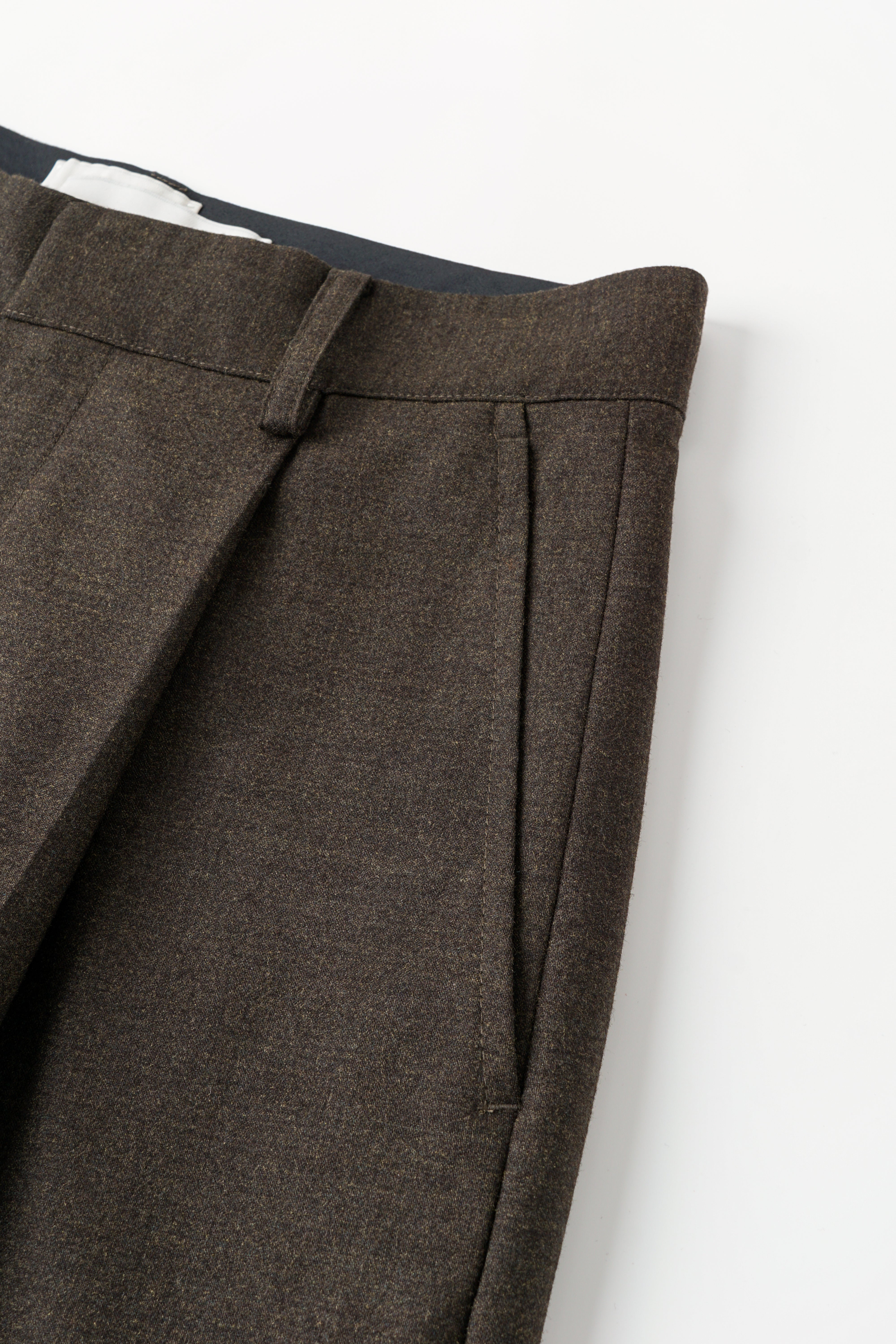 FOLDING TROUSERS