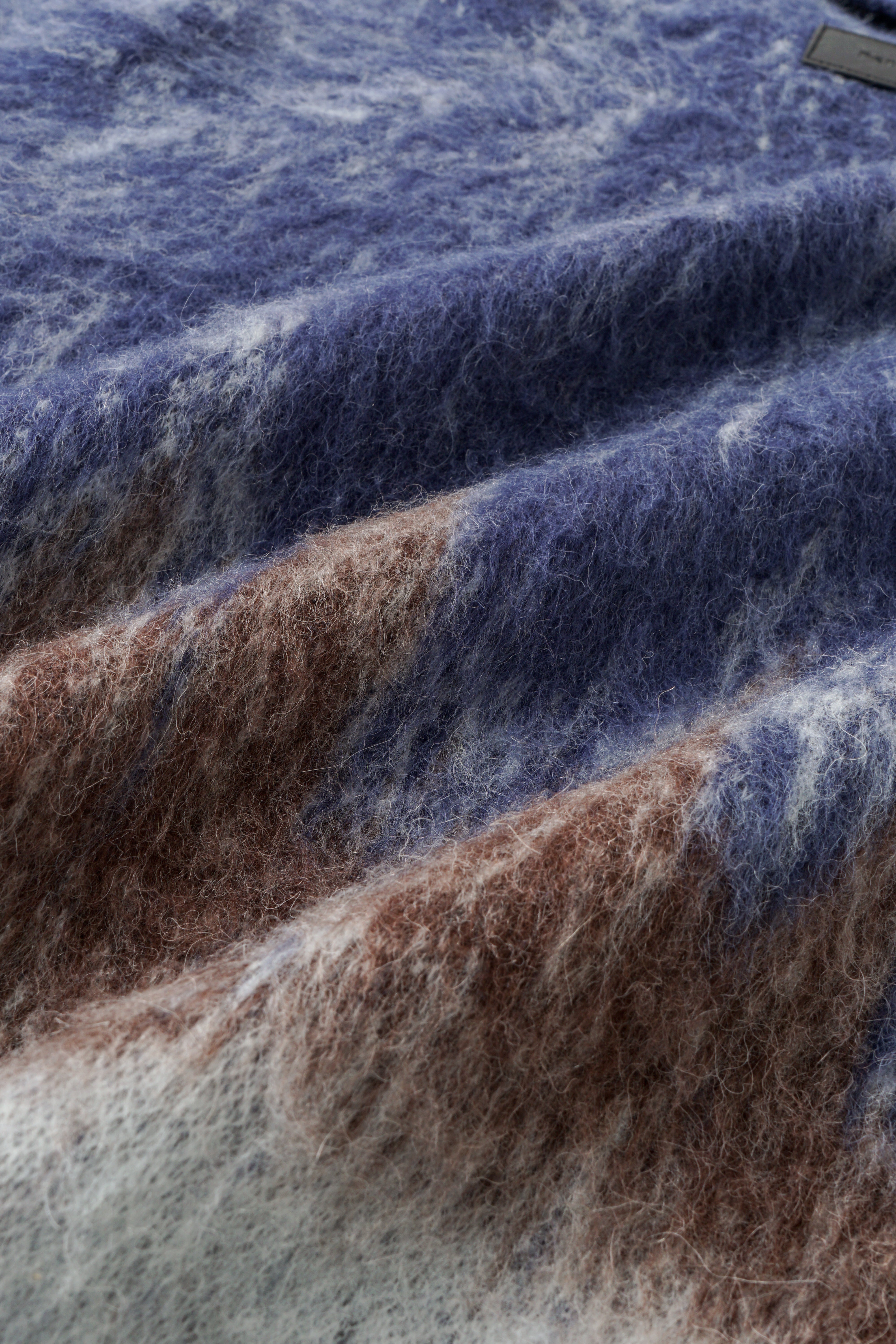 BLUE-TO-BROWN GRADIENT CARDIGAN - Feng Chen Wang