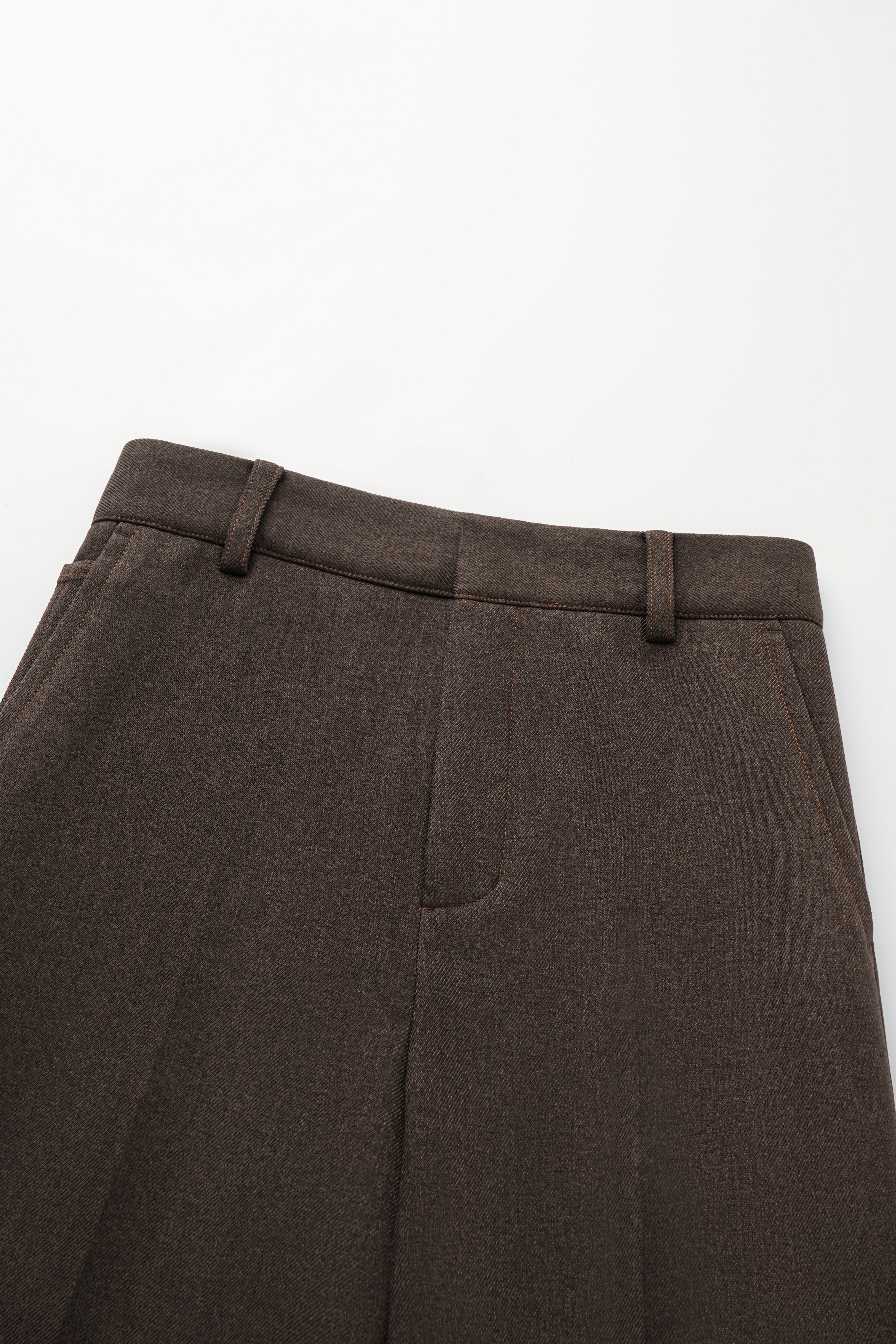 CASUAL STRAIGHT-LEG TROUSERS