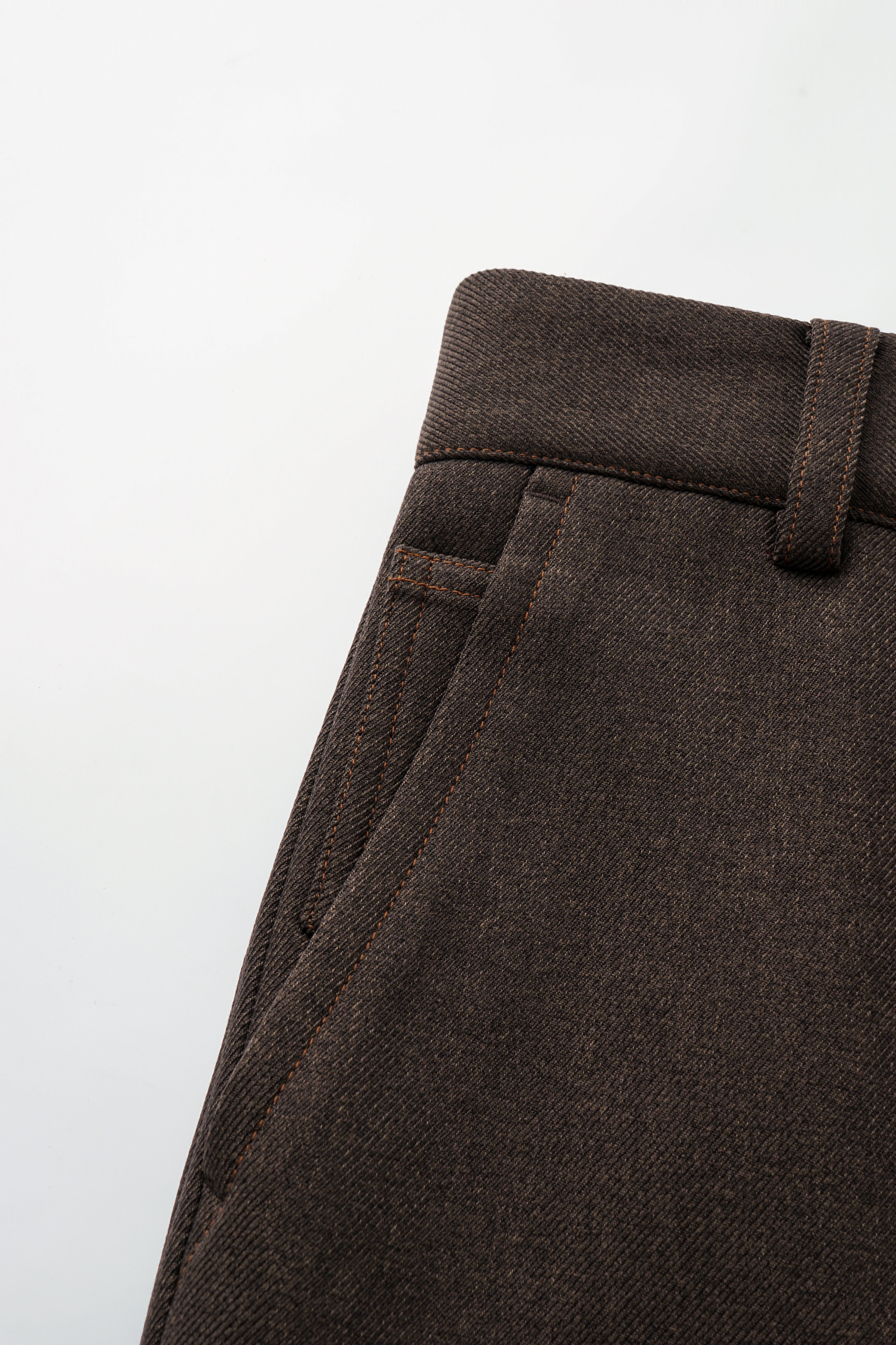 CASUAL STRAIGHT-LEG TROUSERS