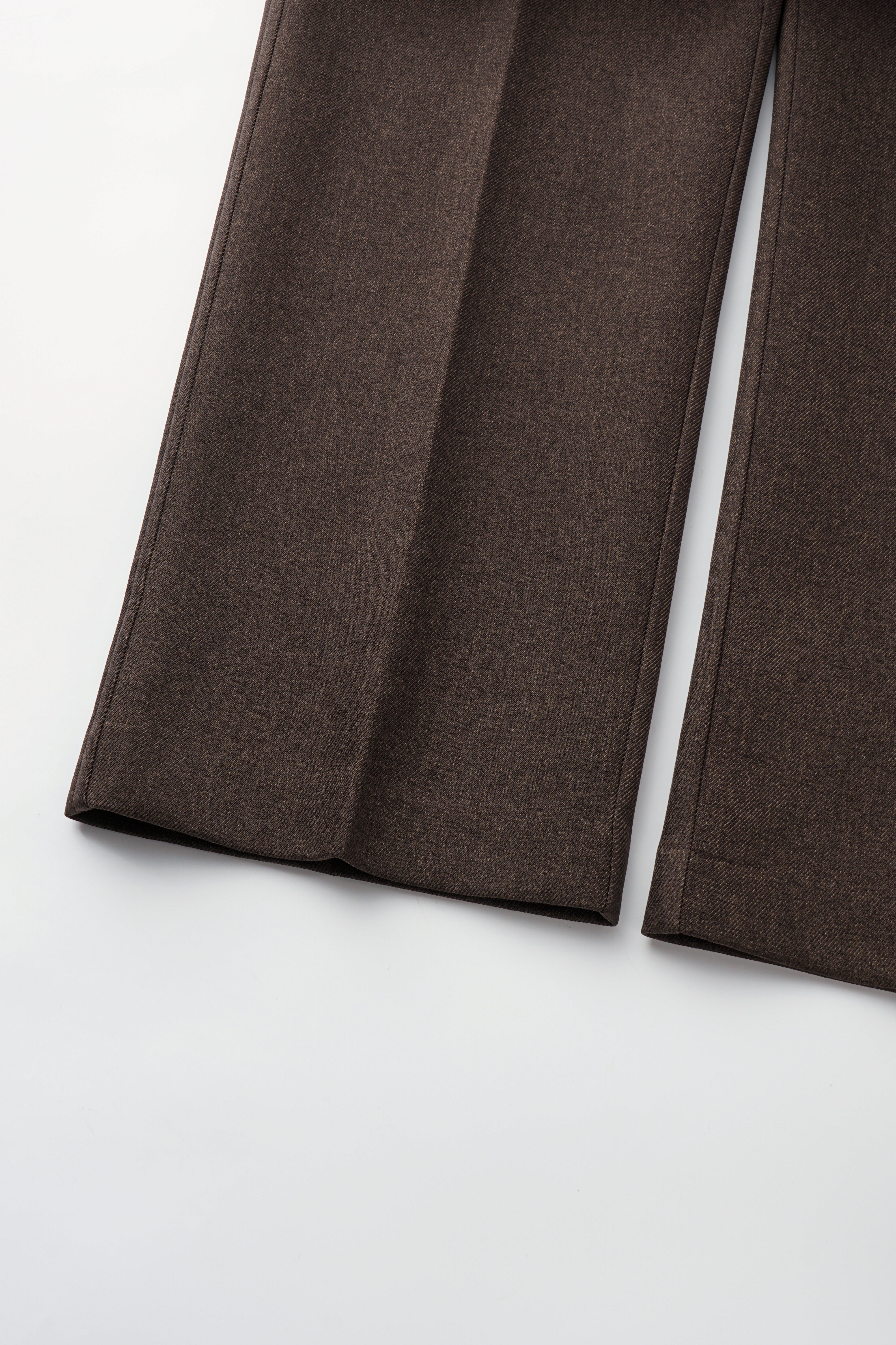 CASUAL STRAIGHT-LEG TROUSERS