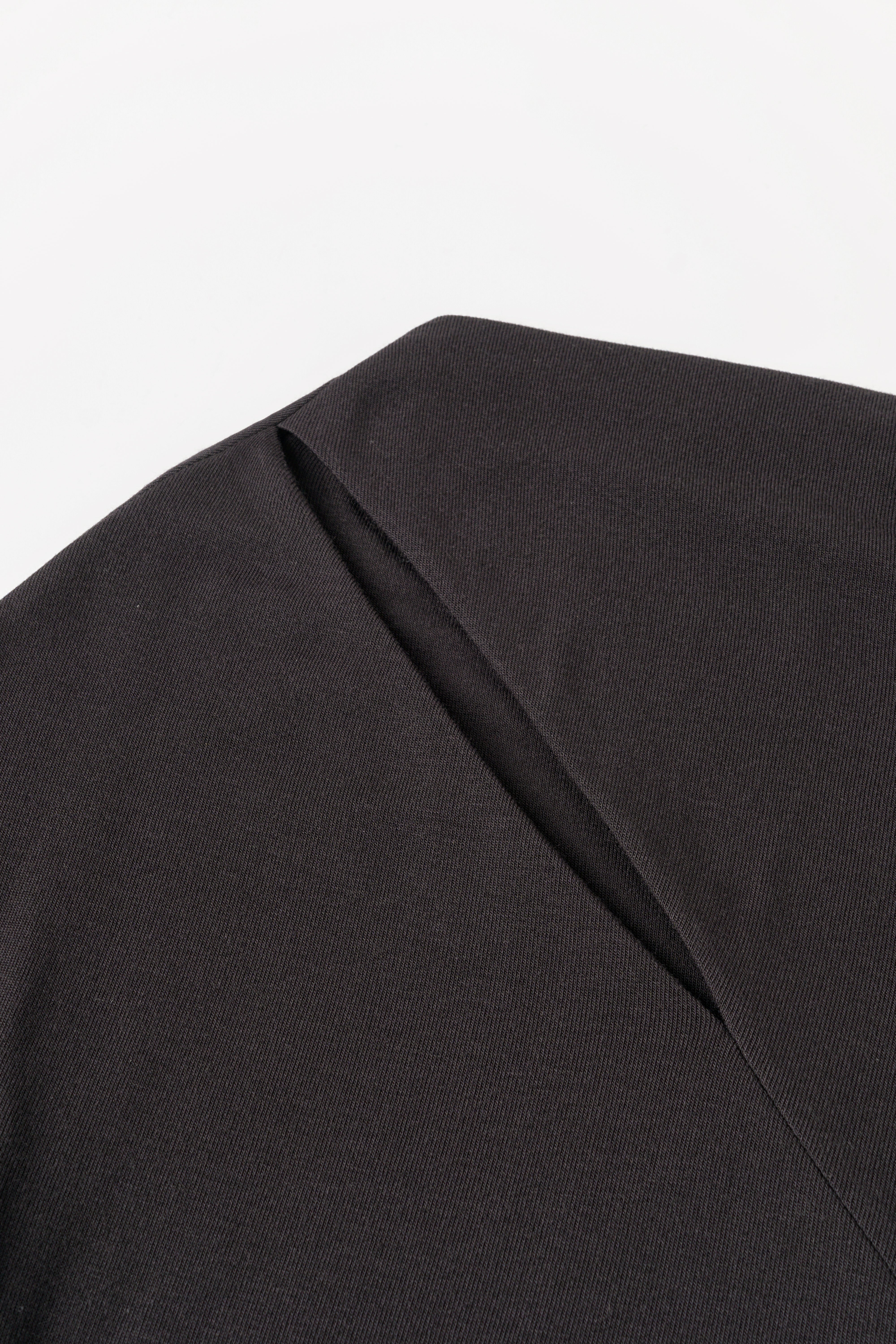 BLACK ONE-SHOULDER BASE TOP