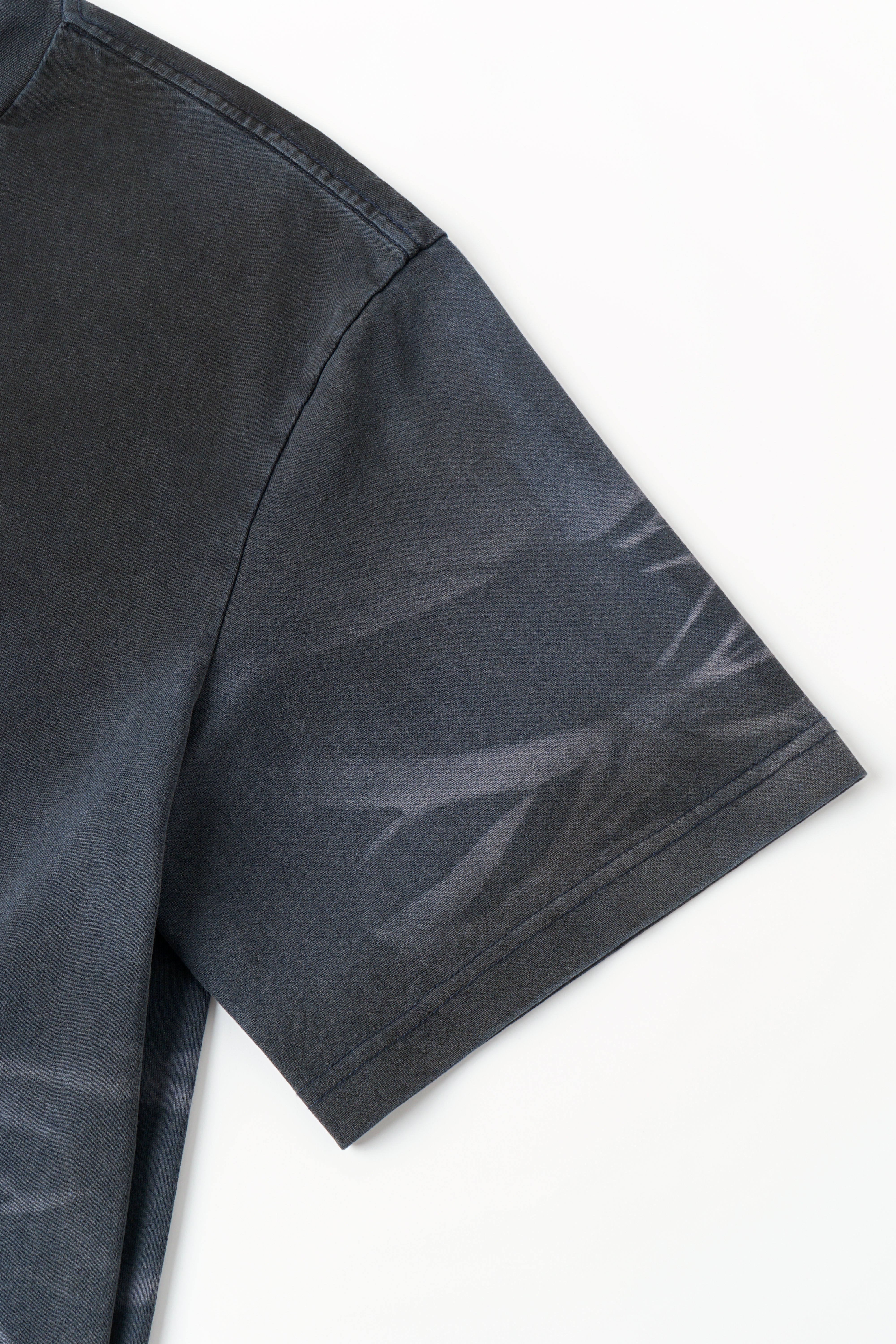 DARK NAVY WASHED SPRAY-DYED T-SHIRT