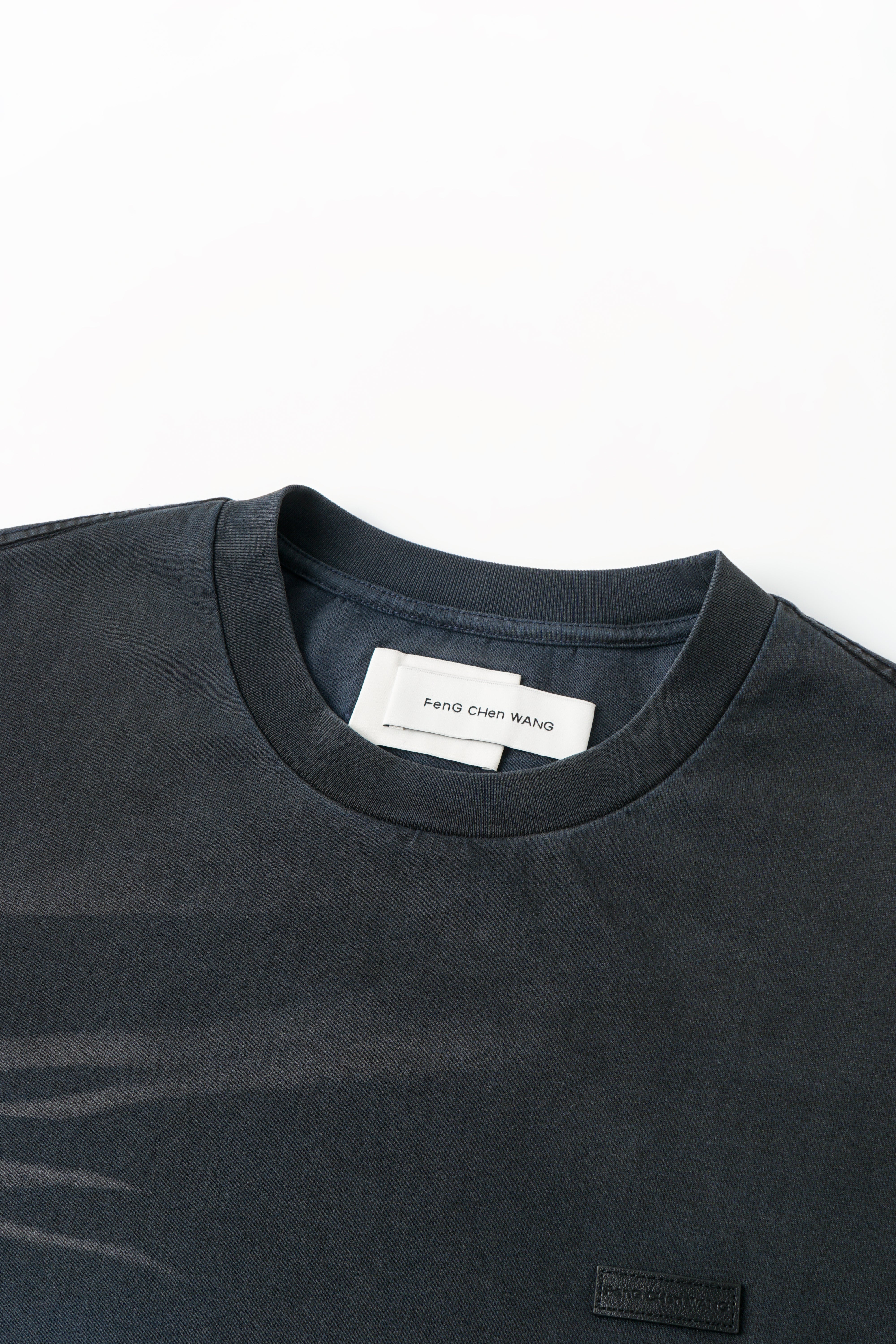 DARK NAVY WASHED BLACK-SPRAY LONG-SLEEVE T-SHIRT