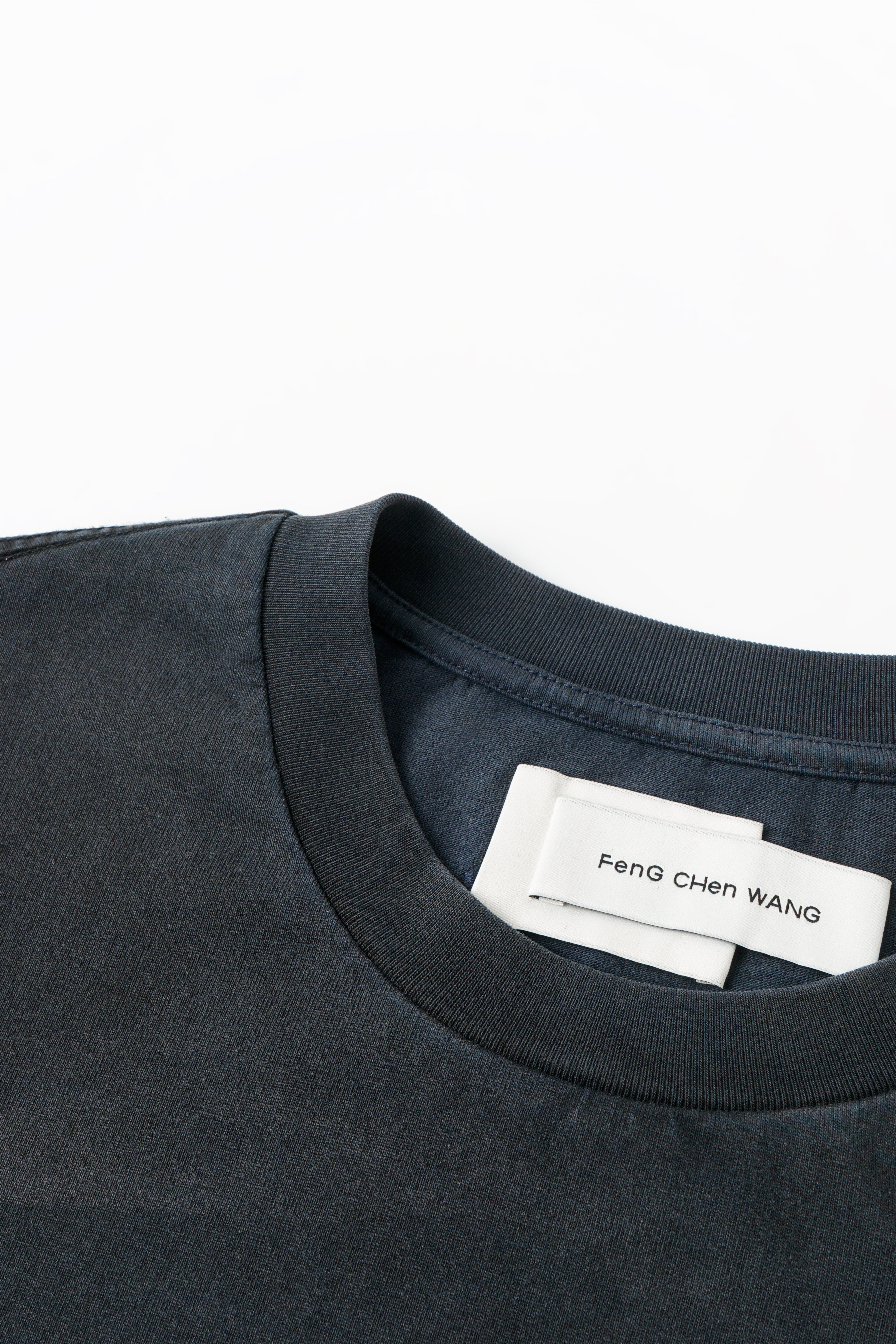 DARK NAVY WASHED BLACK-SPRAY LONG-SLEEVE T-SHIRT