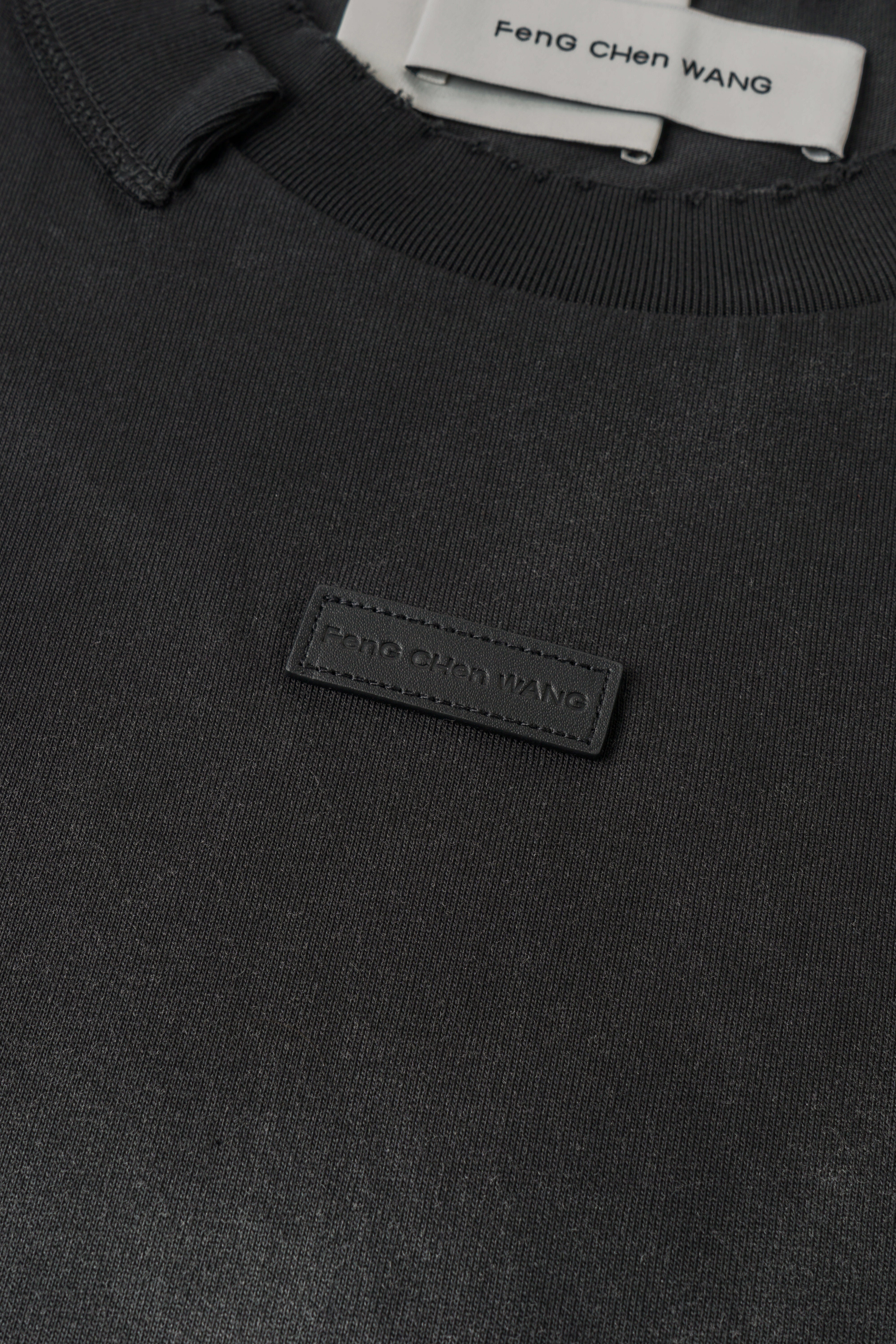 BLACK-GREY GRADIENT WASHED LONG-SLEEVE T-SHIRT