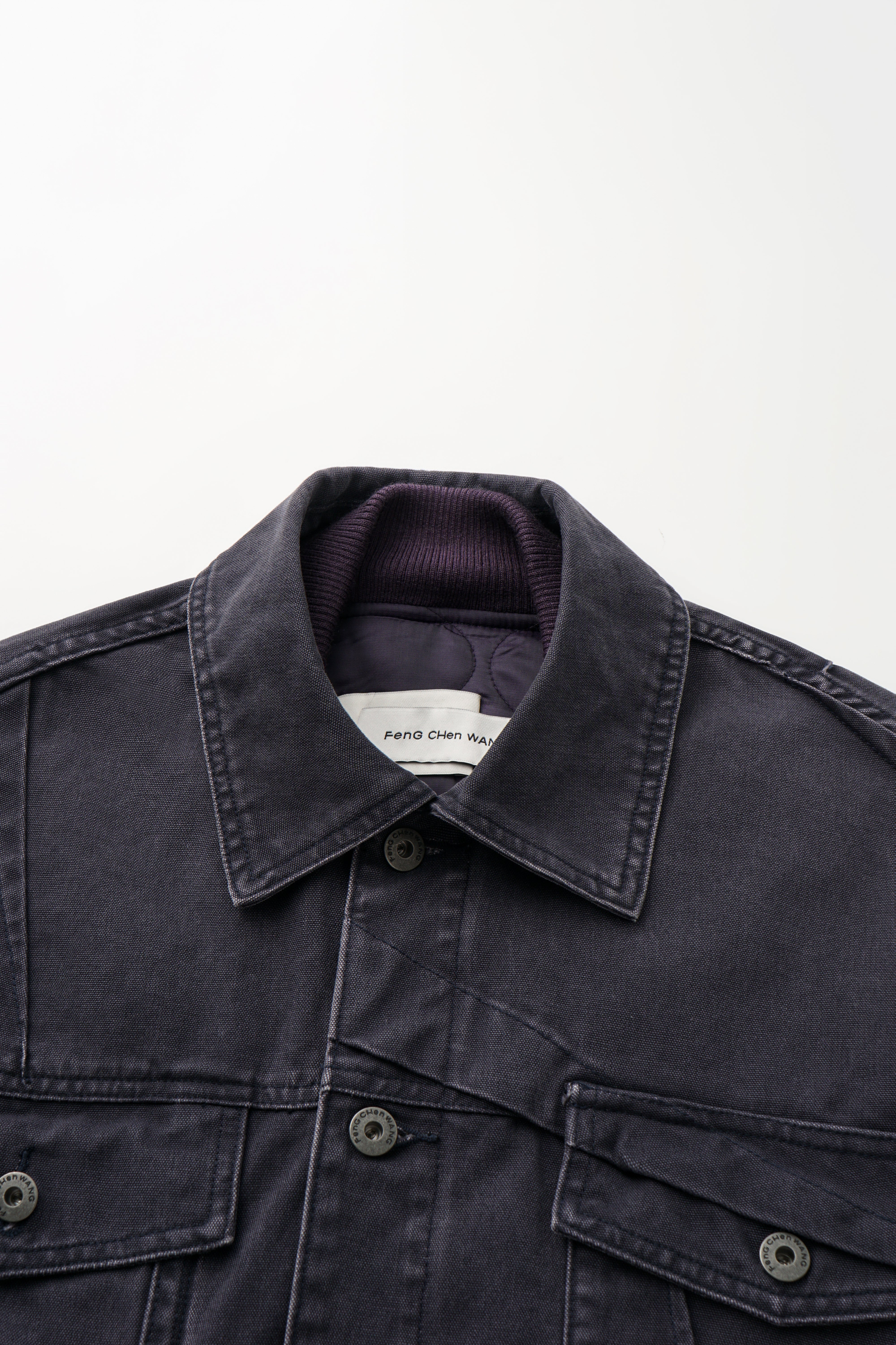 WASHED PLEATED DENIM JACKET
