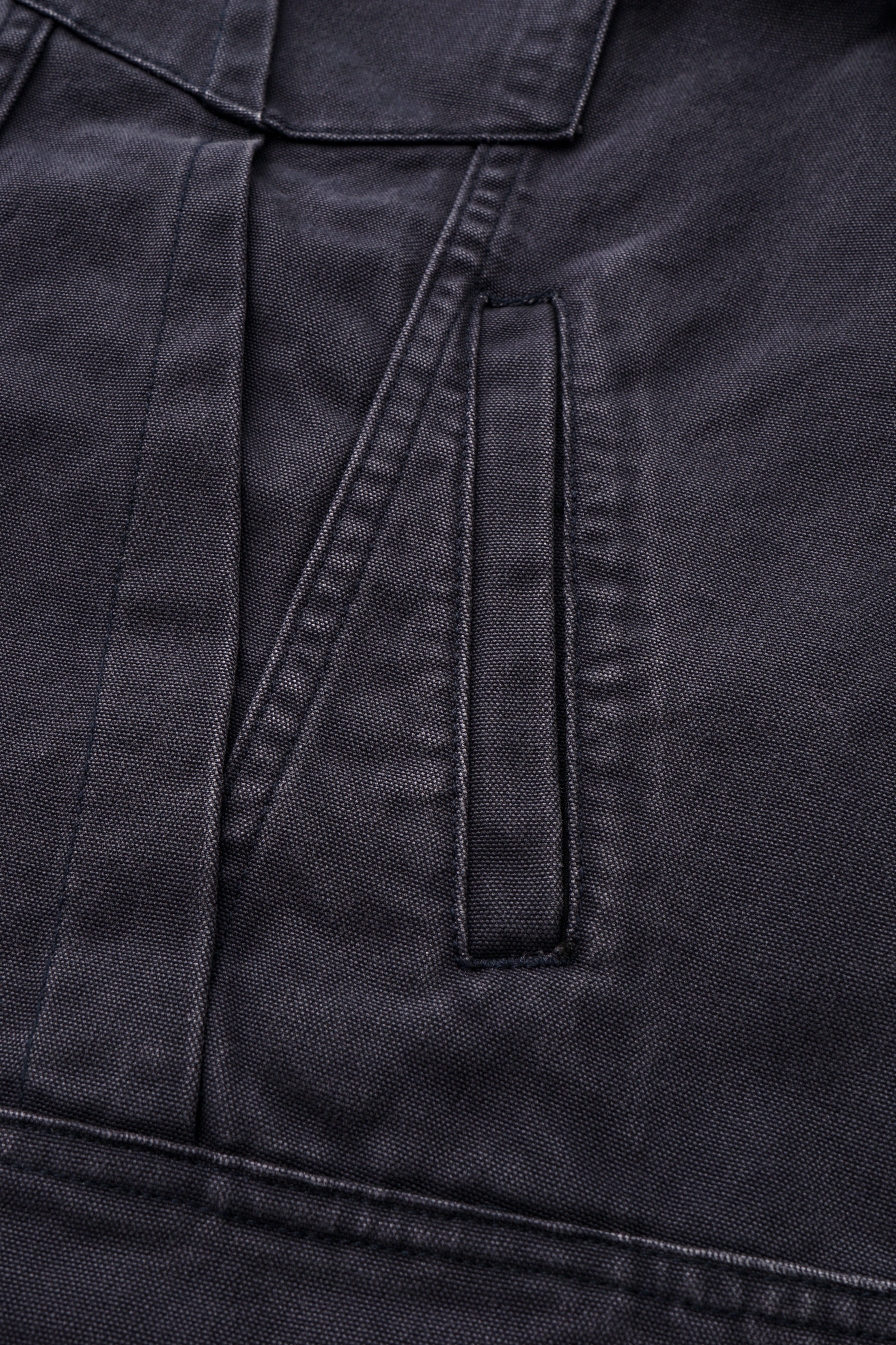 WASHED PLEATED DENIM JACKET