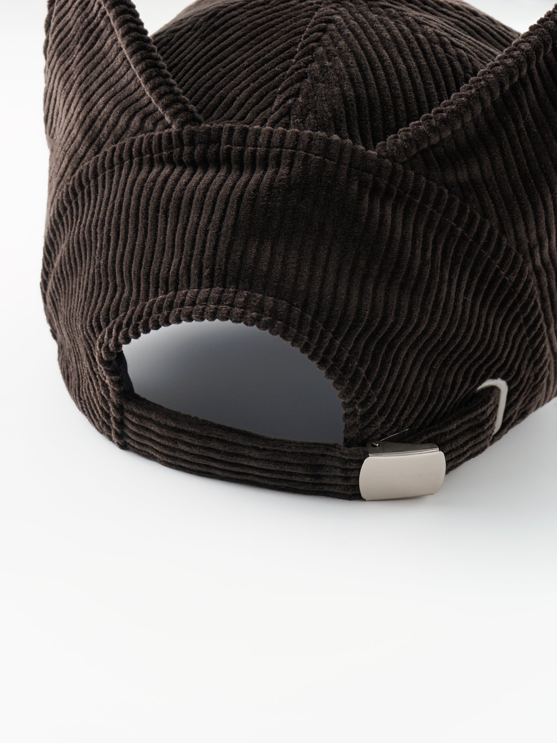 BROWN CORDUROY CAT-EAR CAP