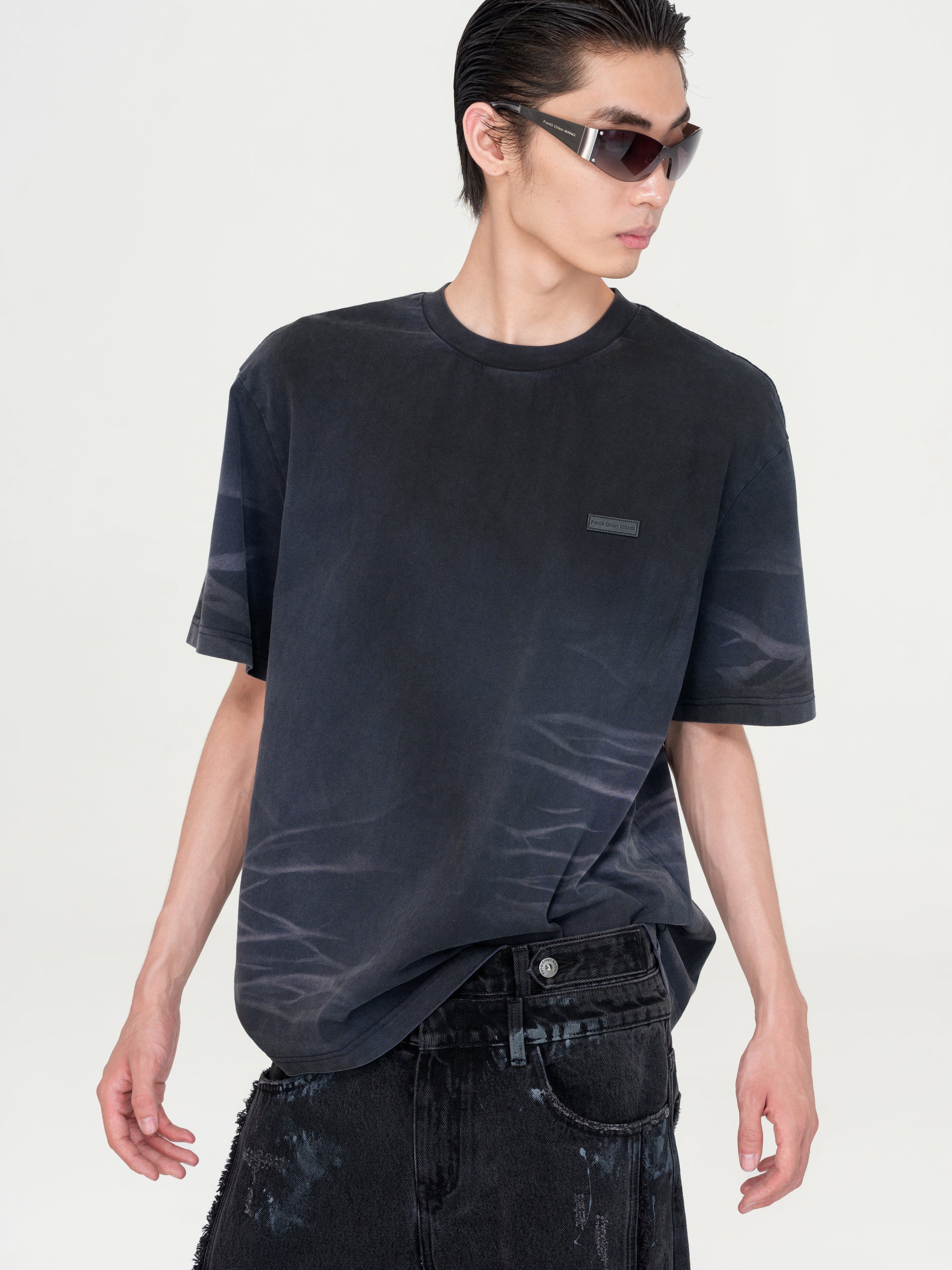DARK NAVY WASHED SPRAY-DYED T-SHIRT