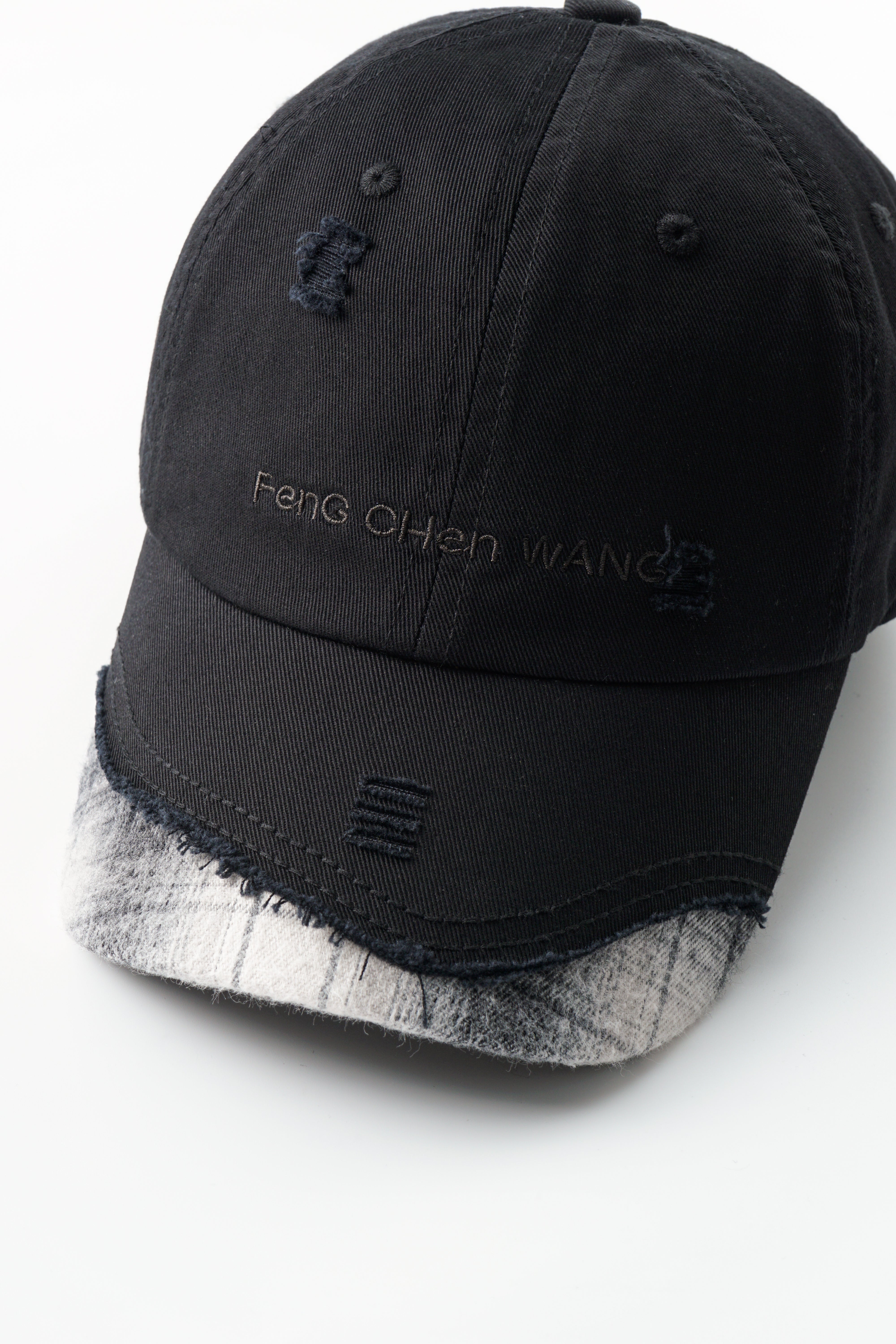 BLACK PLAID-PANEL BASEBALL CAP
