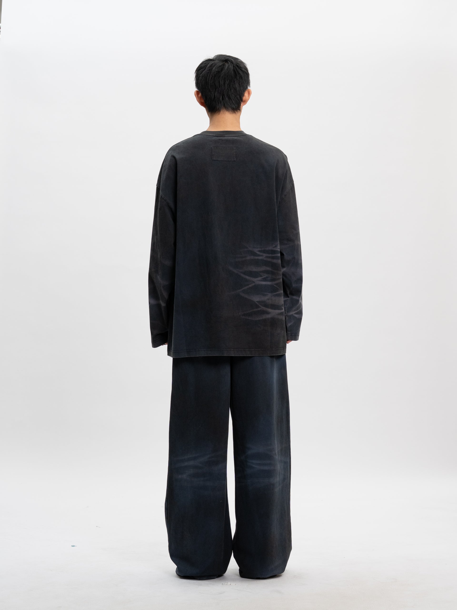 DARK NAVY WASHED SPRAY-DYED PANTS