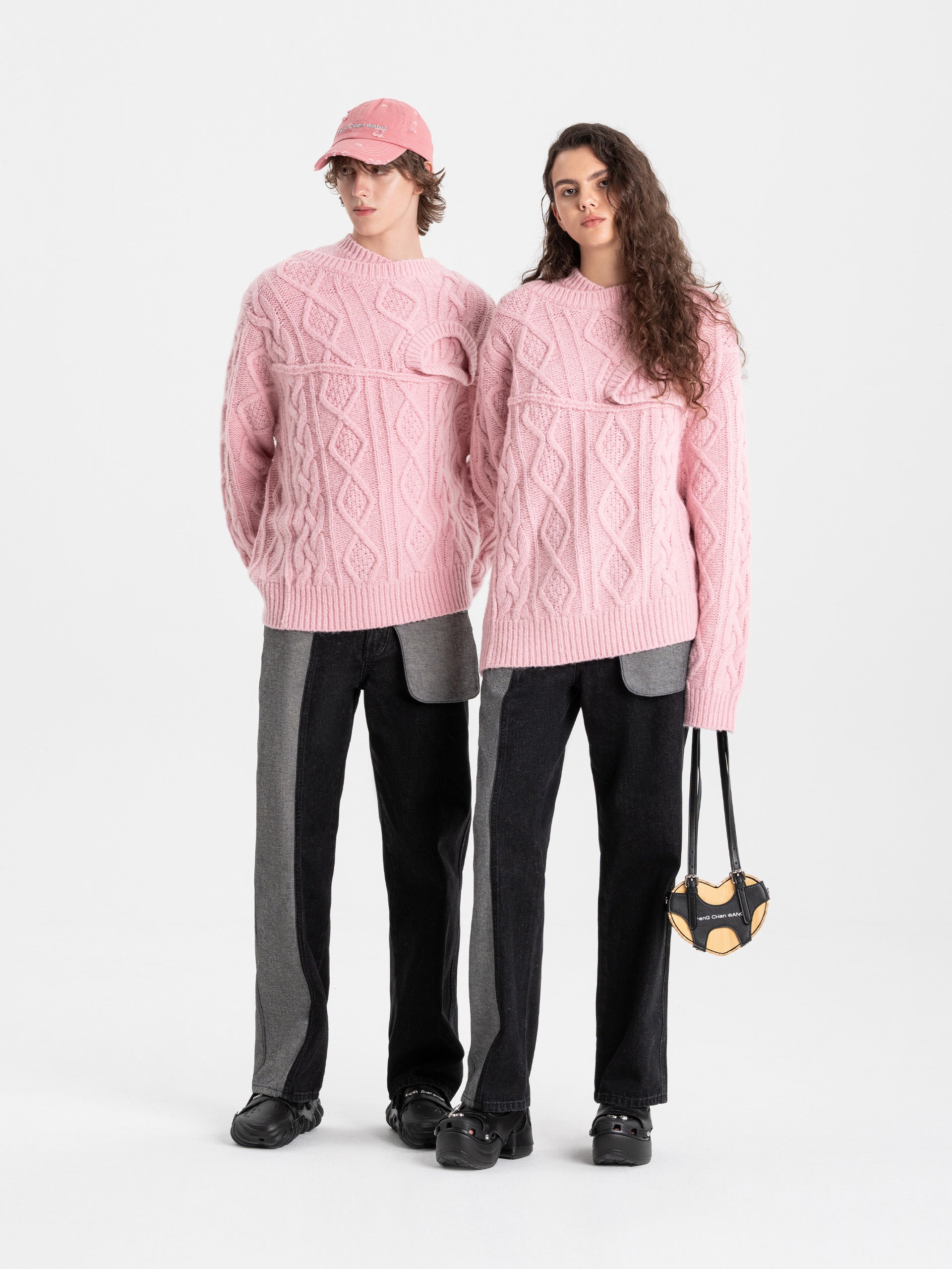 DOUBLE-COLLAR CABLE KNIT JUMPER
