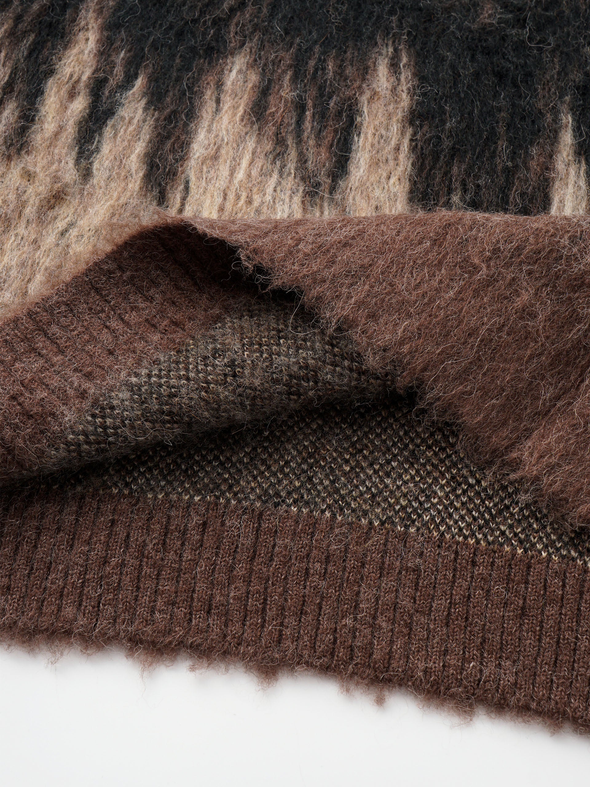 BLACK AND BROWN JACQUARD KNIT PULLOVER